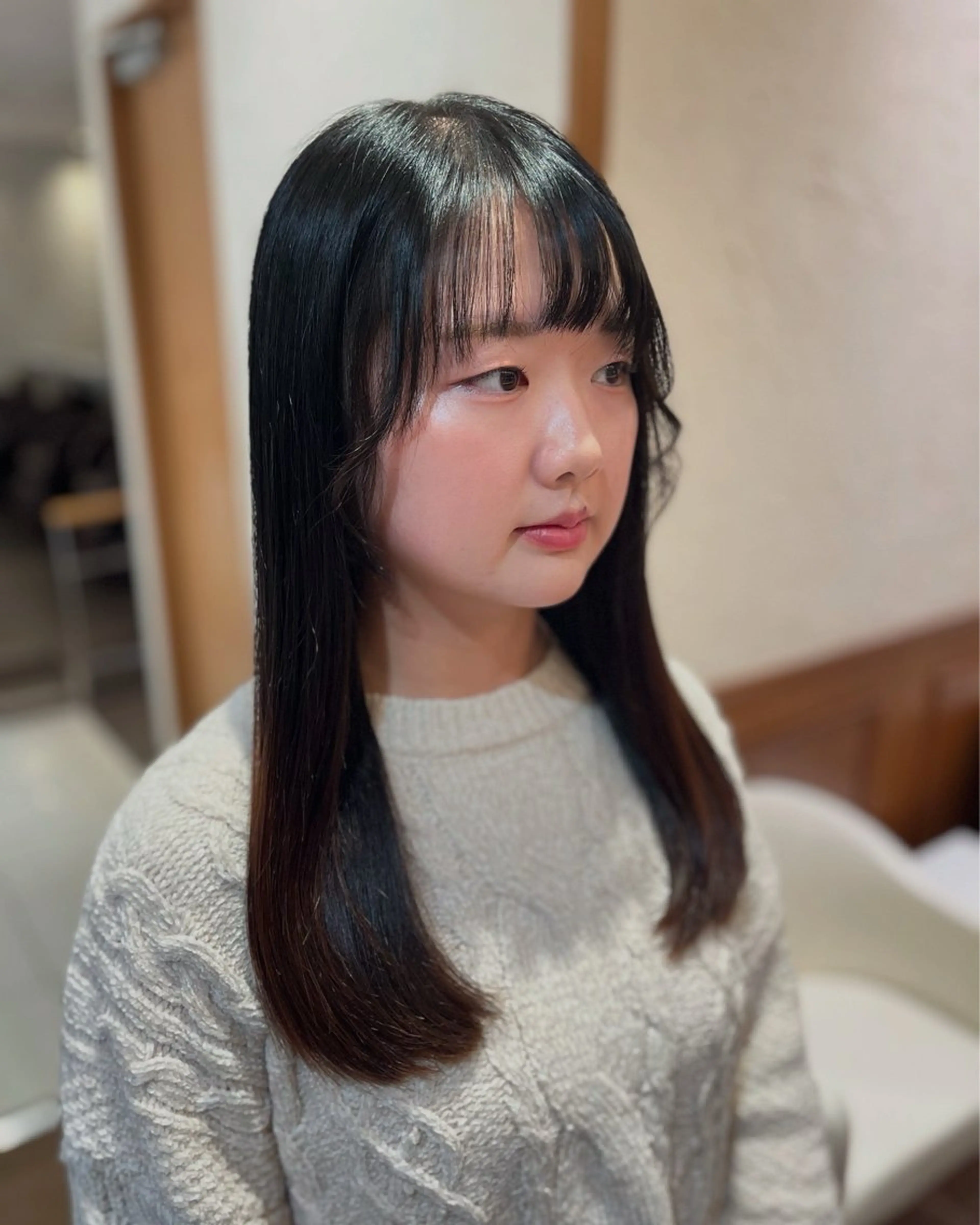 ロング レイヤーカット ローレイヤー カット トリートメント 伊藤 アユミのヘアスタイル