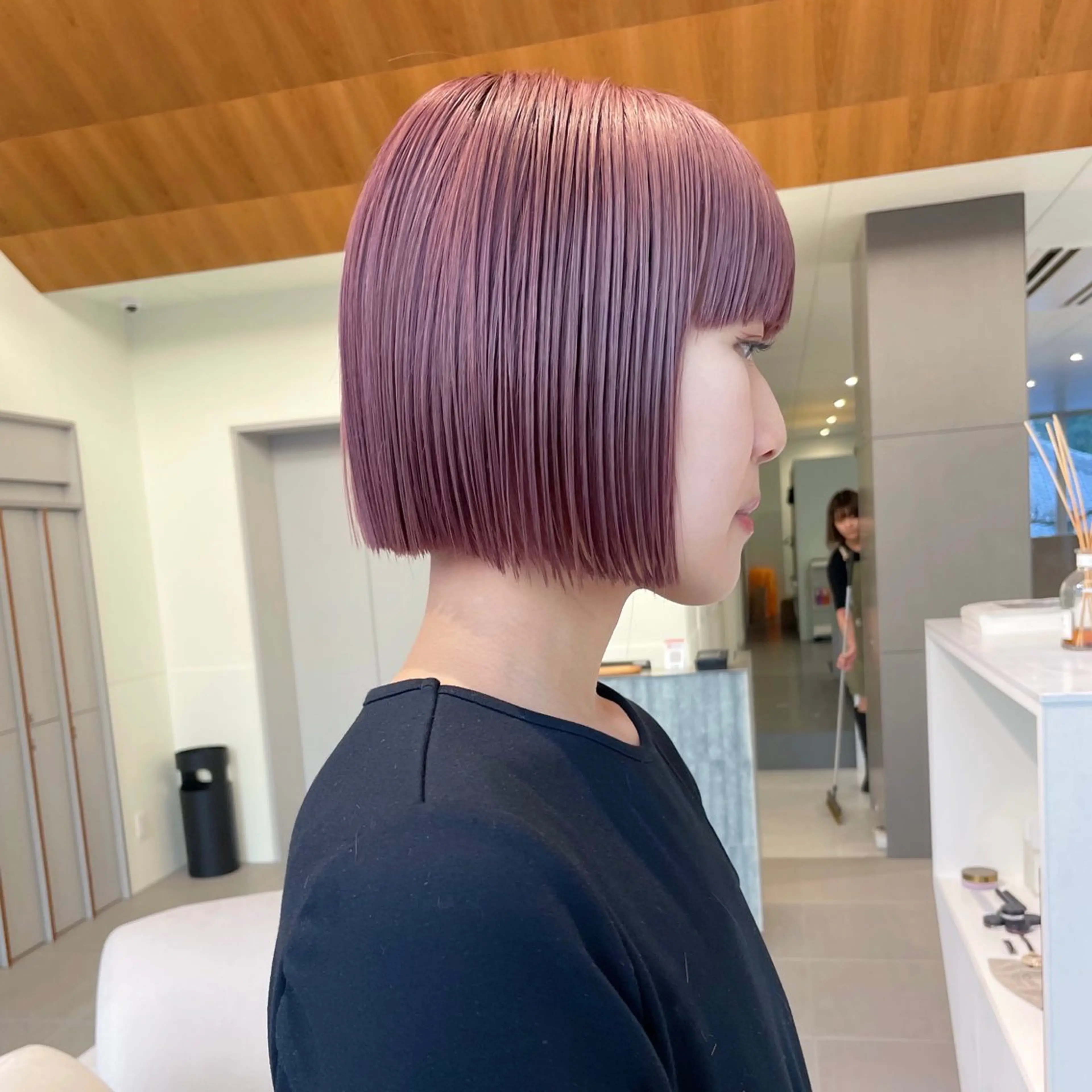 ショート カラー ベージュカラー ブリーチ 透明感カラー ダブルカラー ラベンダーカラー ヘアカラー 髪質改善カラー/ボブ 🌻Mutsumiのヘアスタイル