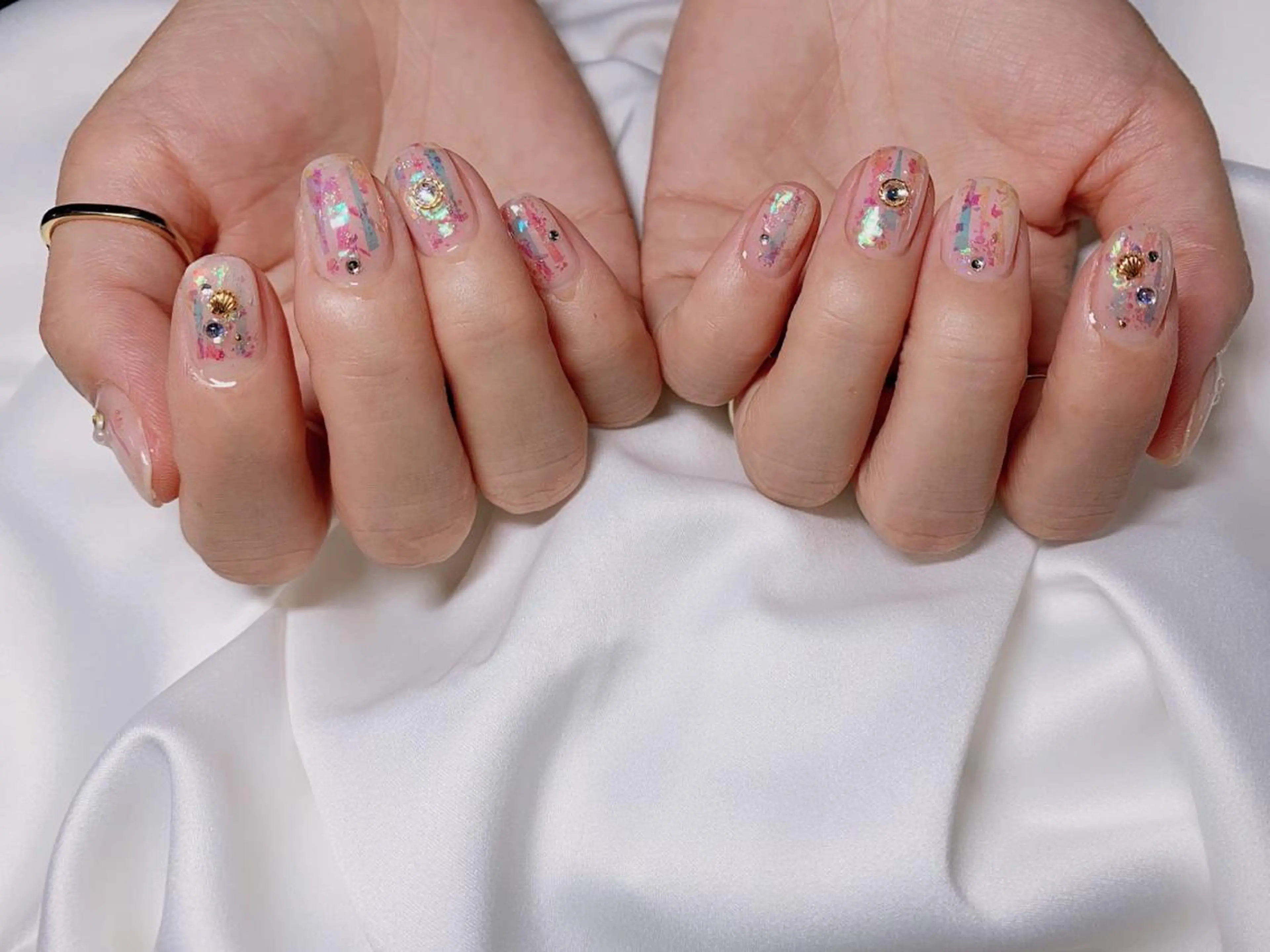 ネイル Cutil Nailsalon所属・Cutil. Nail🌈のネイルデザイン