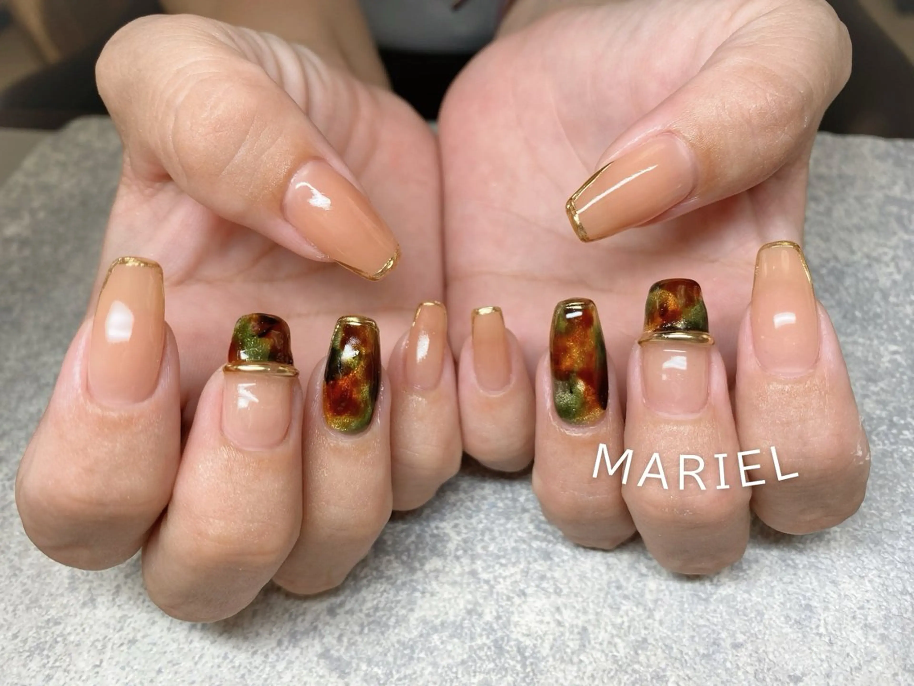 ネイル フレンチネイル ゴールド ハンドネイル nailist marieのネイルデザイン