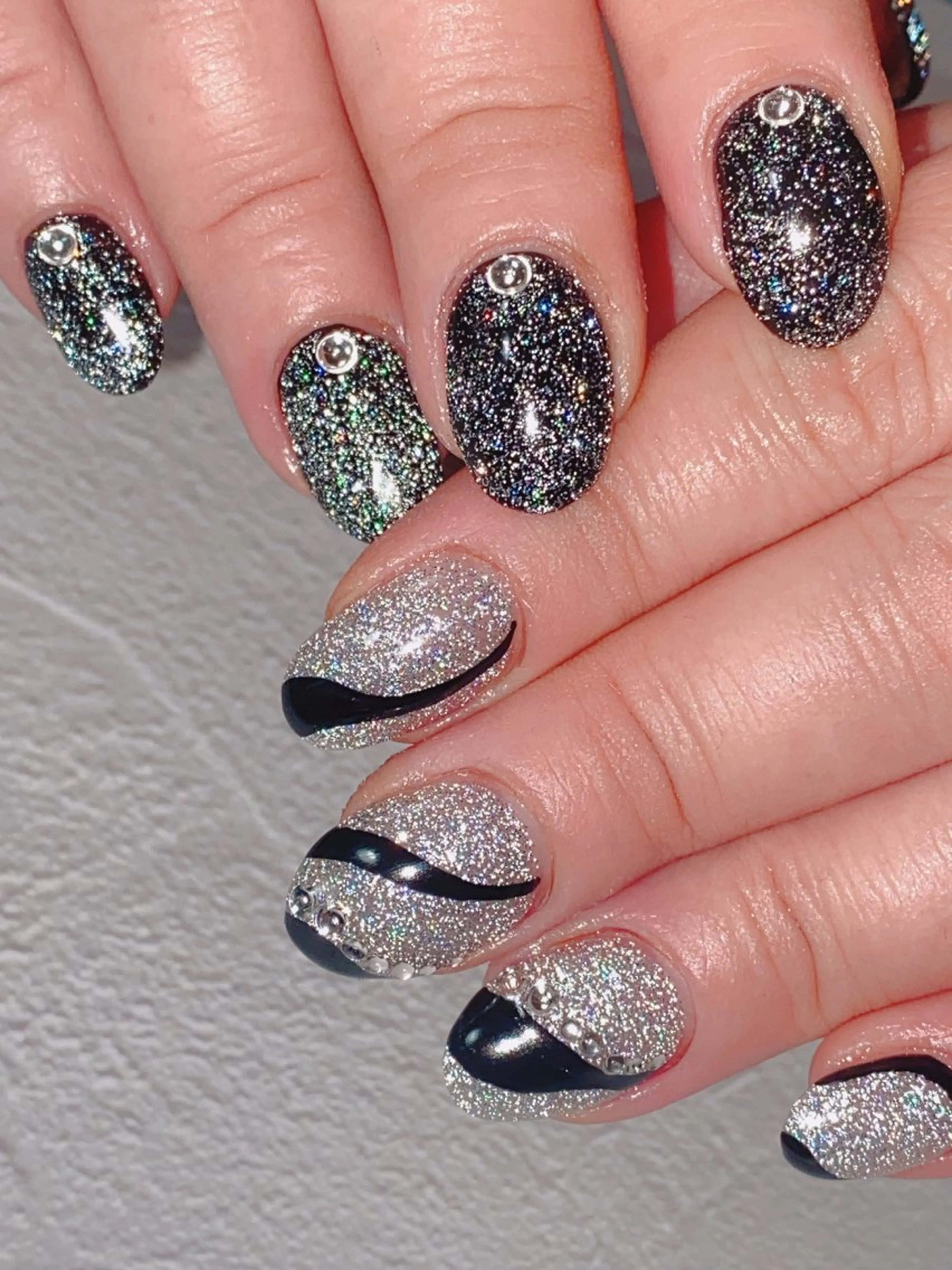 ネイル 大人キレイ 𝑁𝑖𝑥𝑖𝑠のネイルデザイン