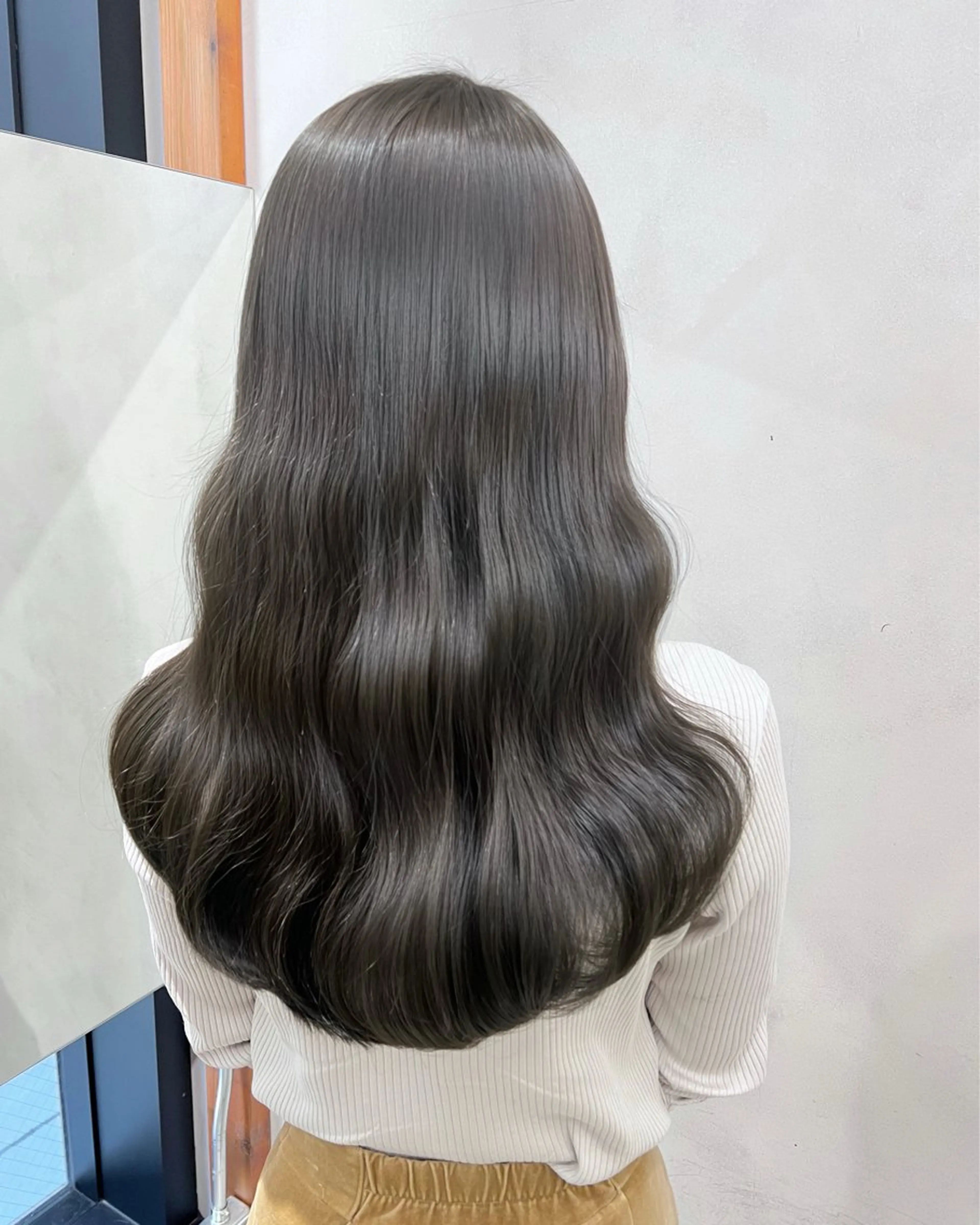 セミロング カラー ヘアアレンジ グレージュ オリーブグレージュ オリーブグレー トリートメント ヘアカラー トリートメント ヘッドスパ ヘアセット 大宮/山口 竣也のヘアスタイル