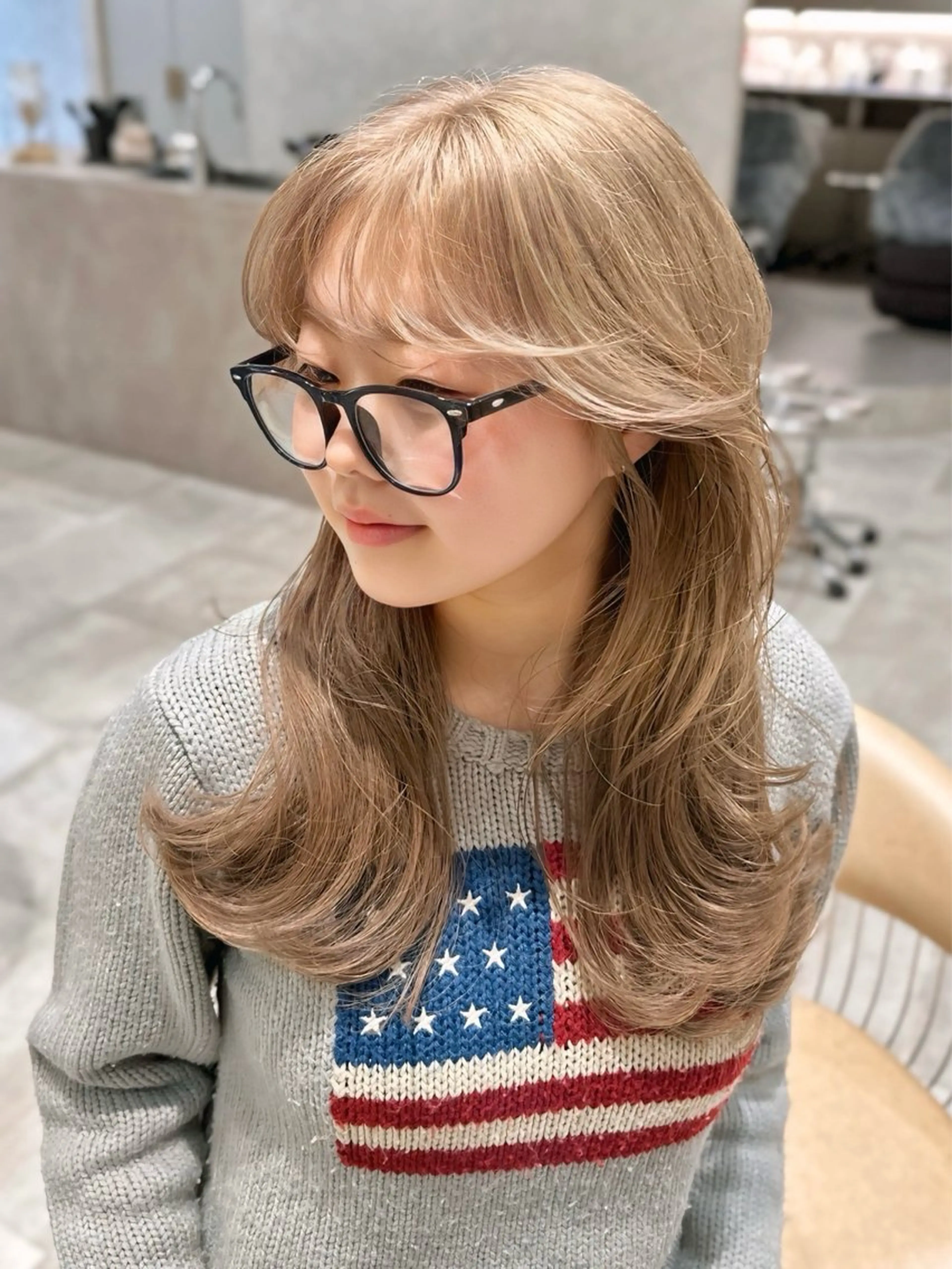 セミロング ハイレイヤー レイヤーカット 縮毛矯正 トリートメント 盛れるカットカラー DEAN豊橋店のヘアスタイル