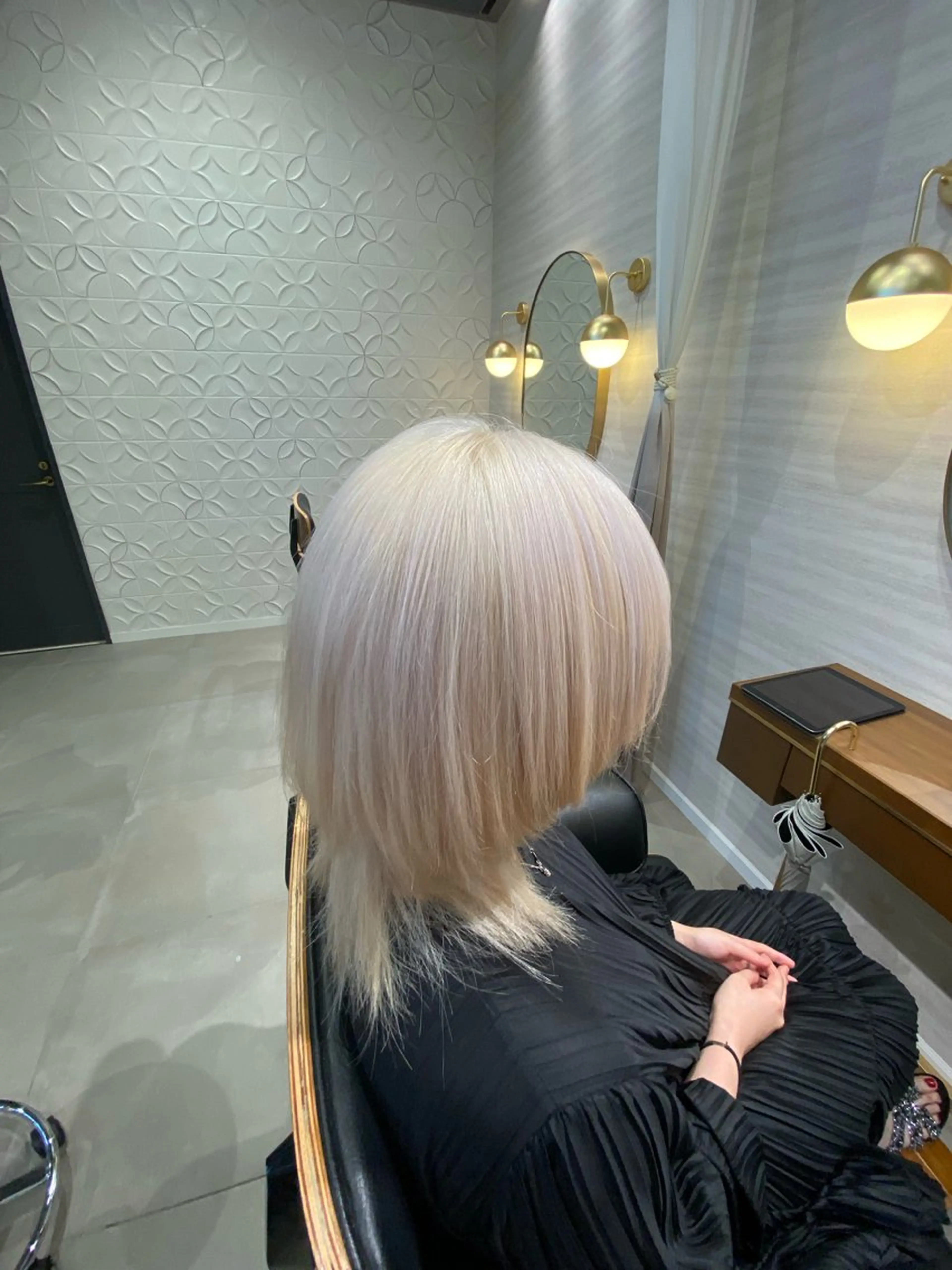 セミロング カラー ブリーチ ♟ケアブリーチ♟ ✄Shinya✄のヘアスタイル