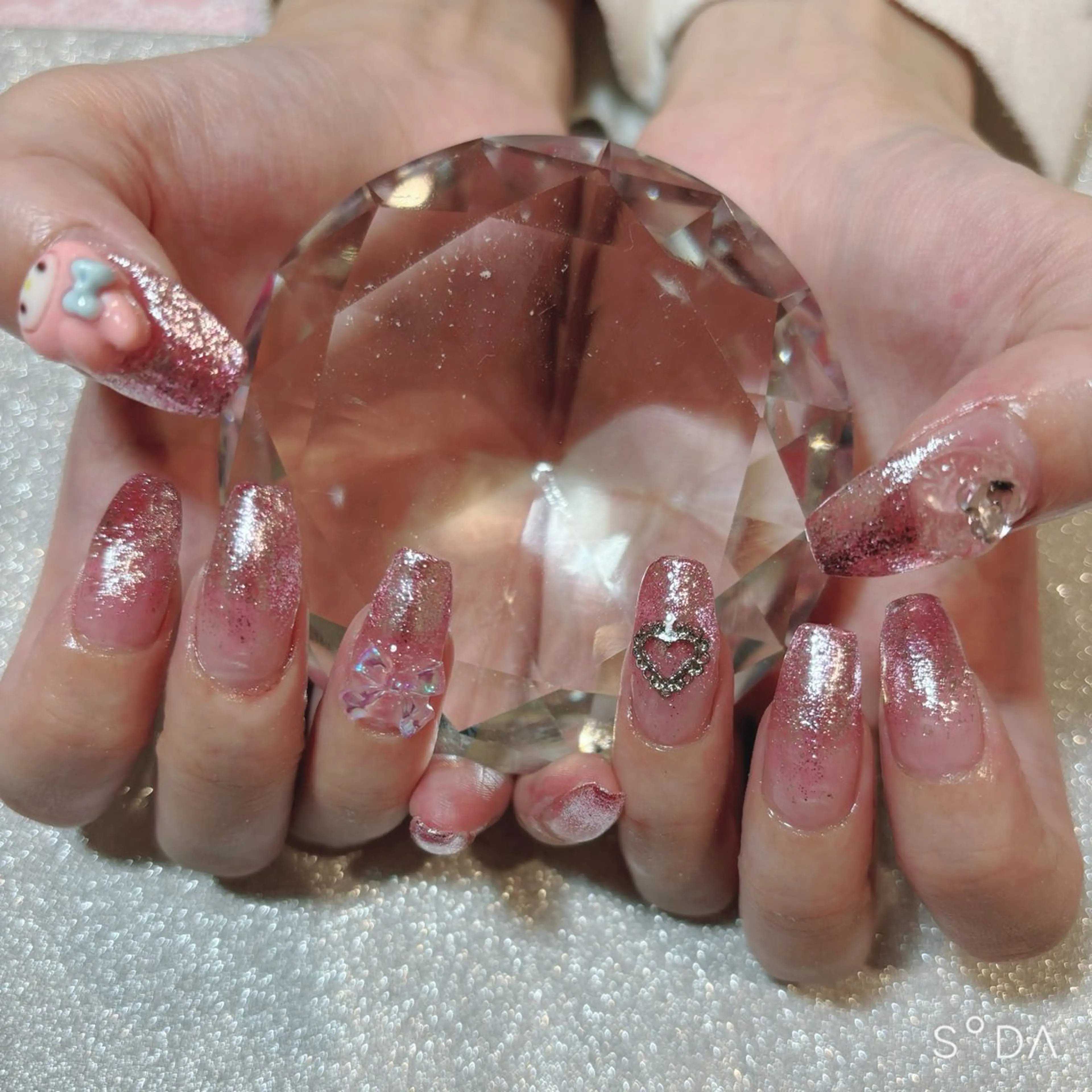 ネイル luna 🐈‍⬛のネイルデザイン