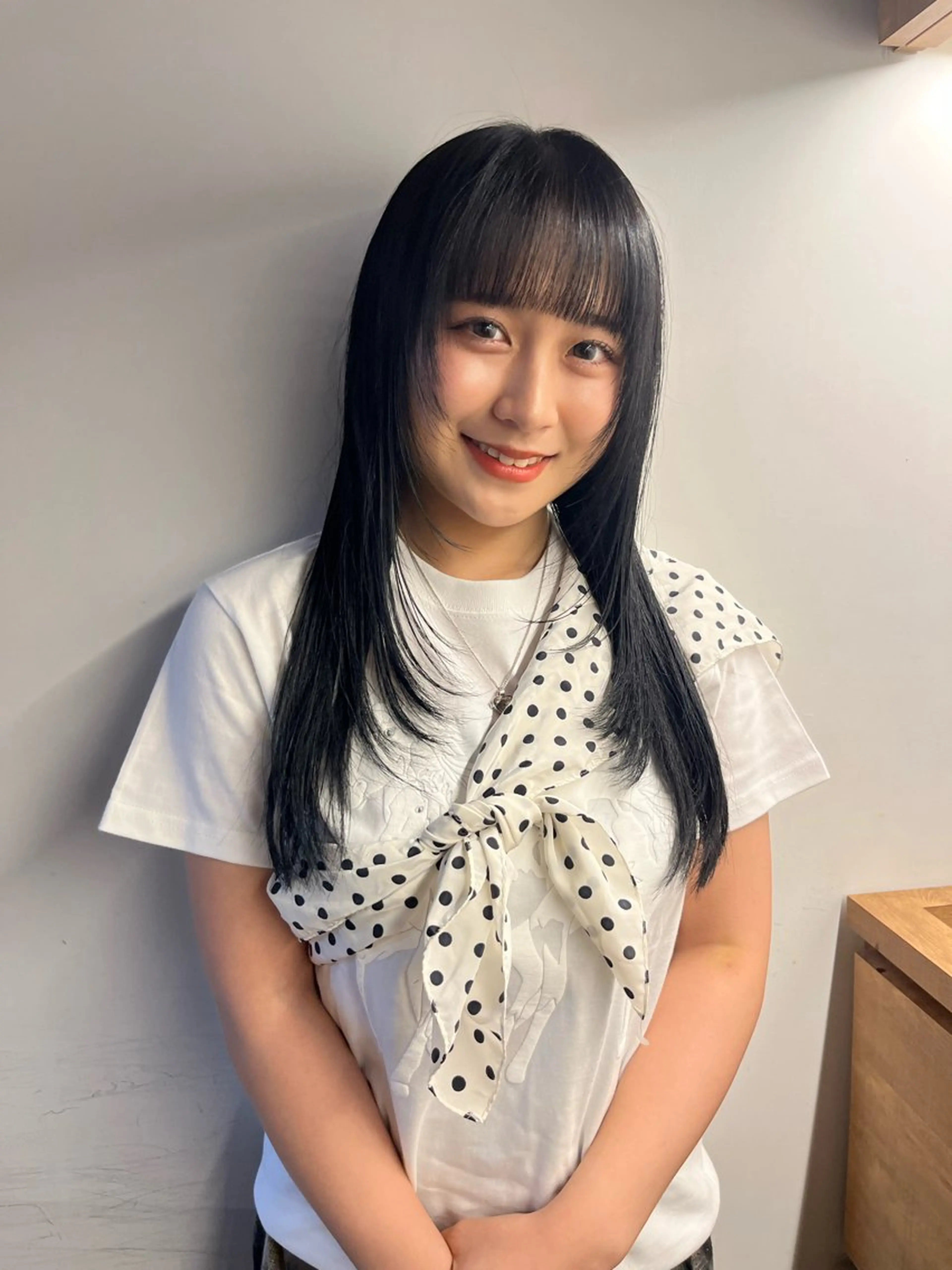 セミロング カラー 黒髪 ネイビーカラー レイヤーカット カット ヘアカラー トリートメント hono/ボブ/ ハイトーン/ベージュのヘアスタイル