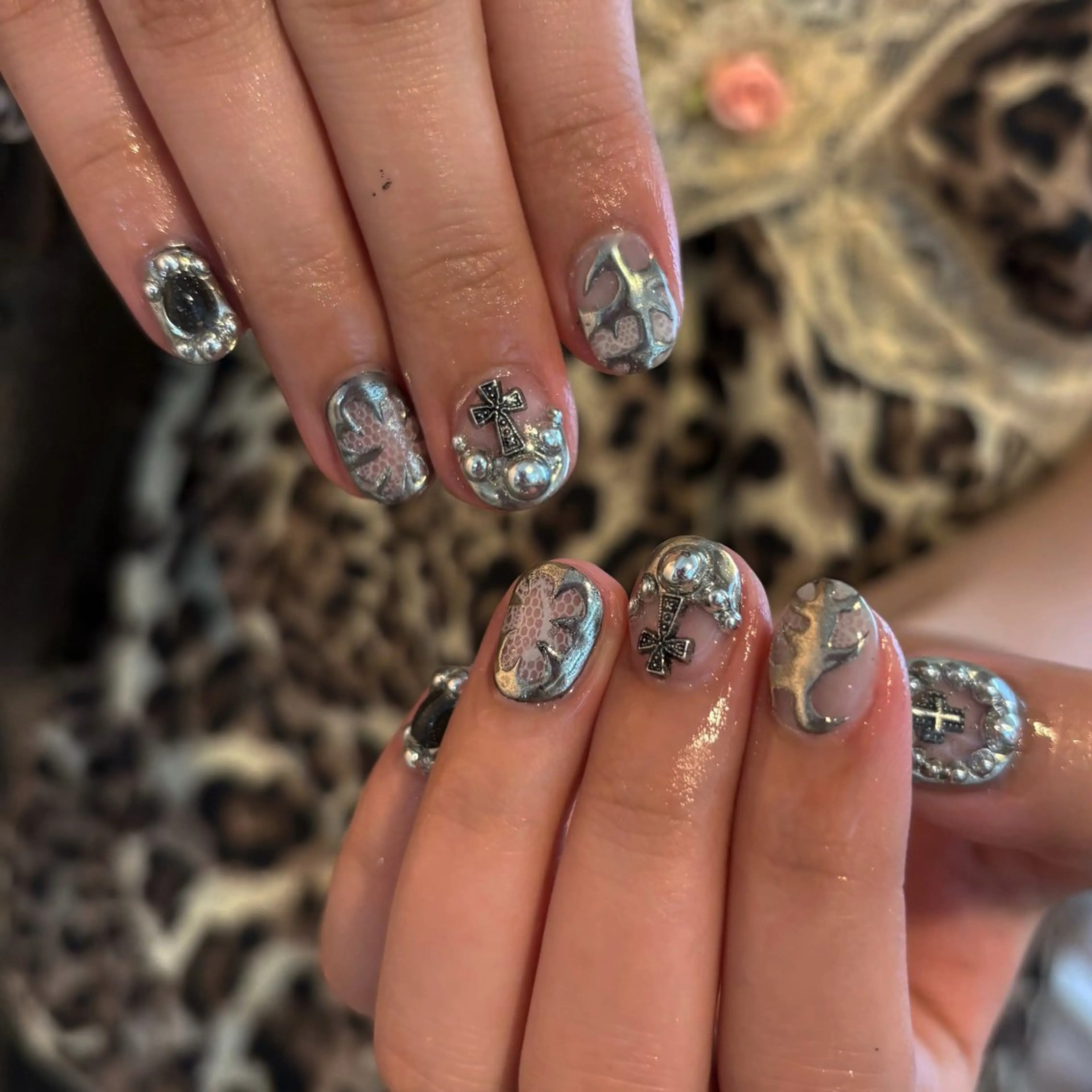 ネイル ハンドネイル フットネイル yuri / 個性派nailのネイルデザイン