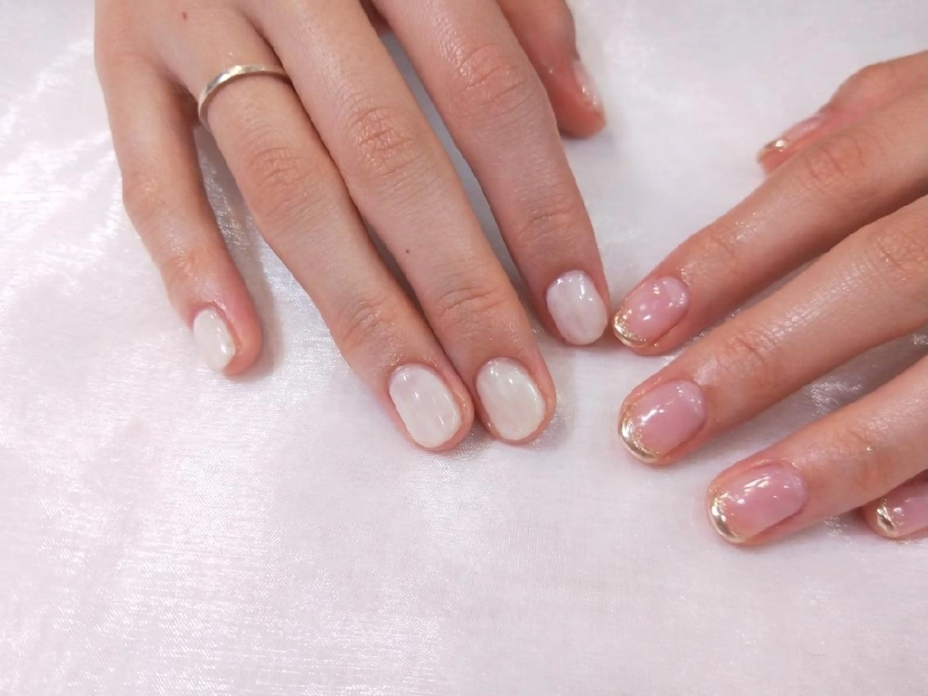 ネイル ハンドネイル ハンドケア はばすみれ🎀ﾈｲﾙ 光ﾌｪｲｼｬﾙ ﾍｱのネイルデザイン
