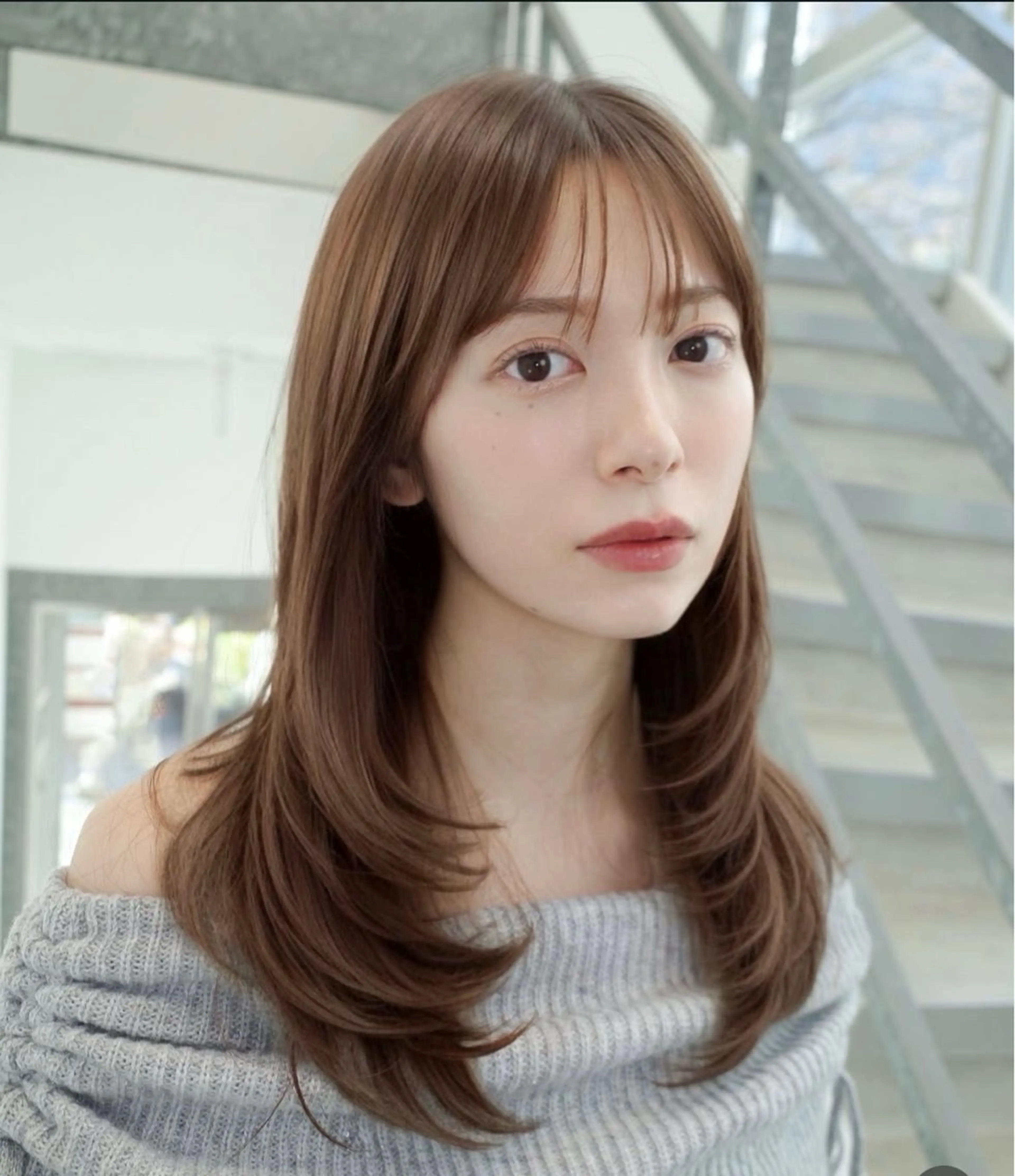 ロング 顔まわりレイヤー 顔周りカット レイヤーカット 一條 乃亜のヘアスタイル