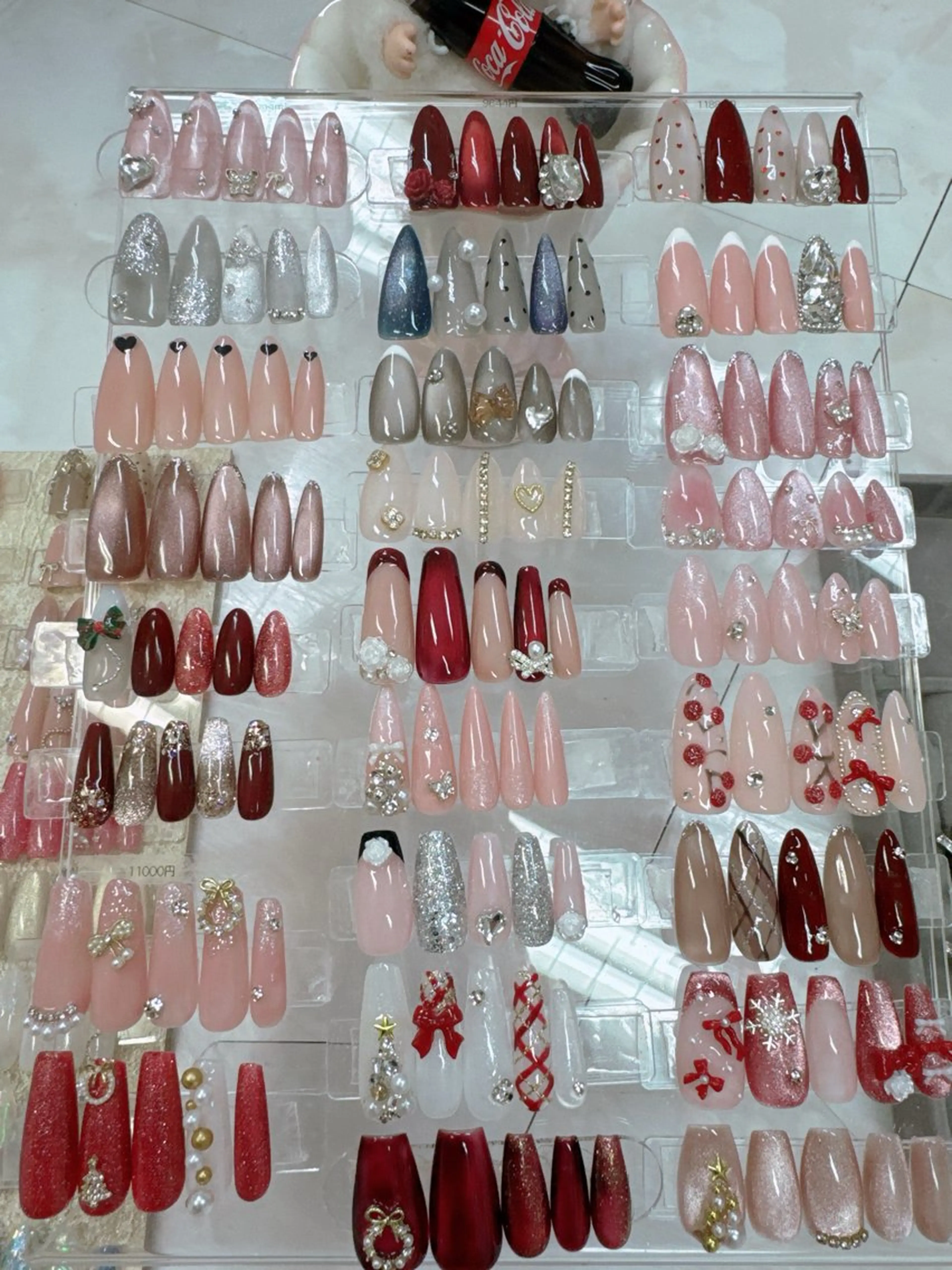 ネイル フレンチネイル ジェルネイル ガラスフレンチ キラキラネイル パラジェル ハンドネイル Queeens nailのネイルデザイン