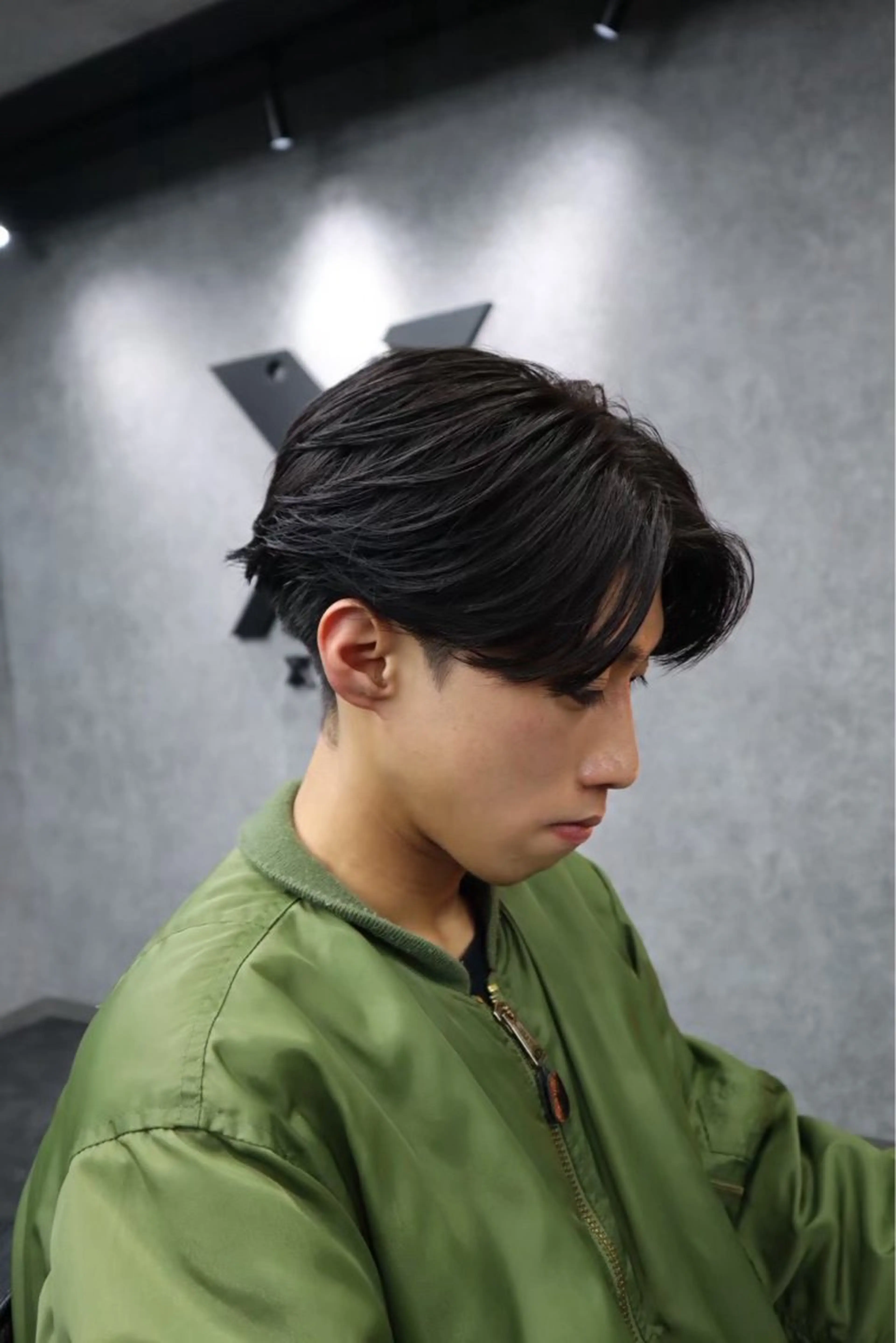カラー メンズ 牧山 湘海のヘアスタイル