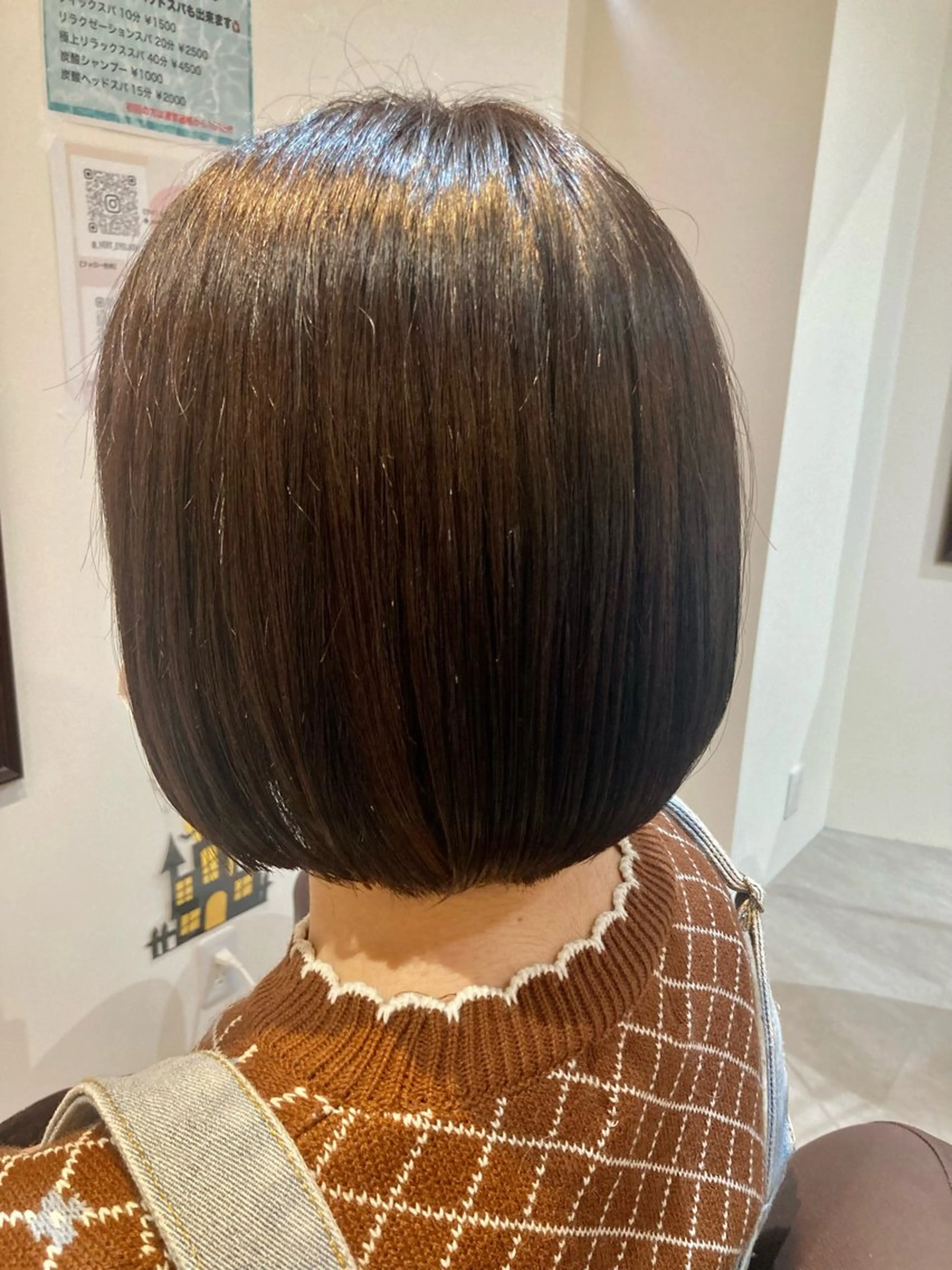 ショート 酸性ストレート✨ 艶カラー✨谷口倭子のヘアスタイル