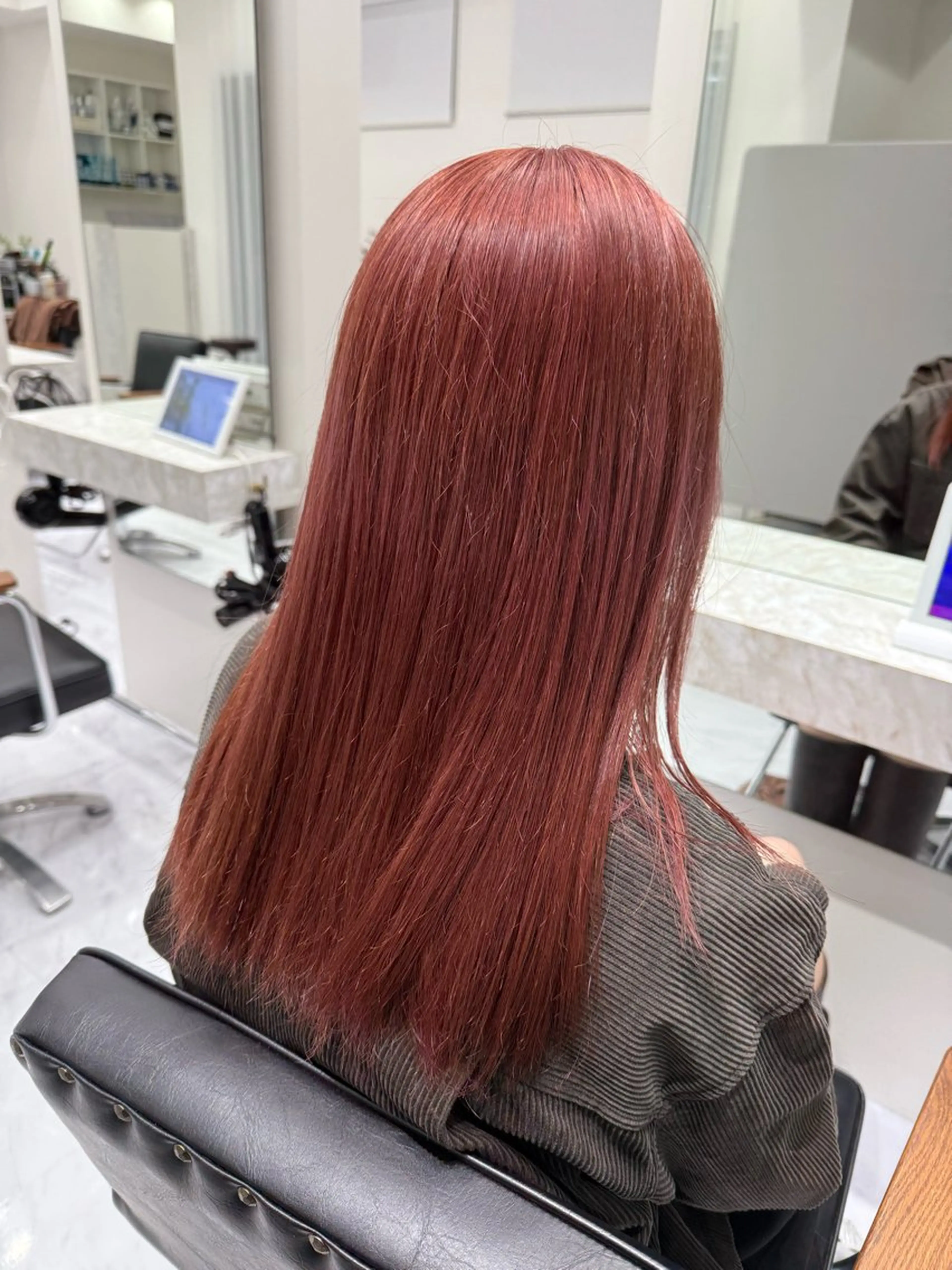 ミディアム 西川 ことねのヘアスタイル