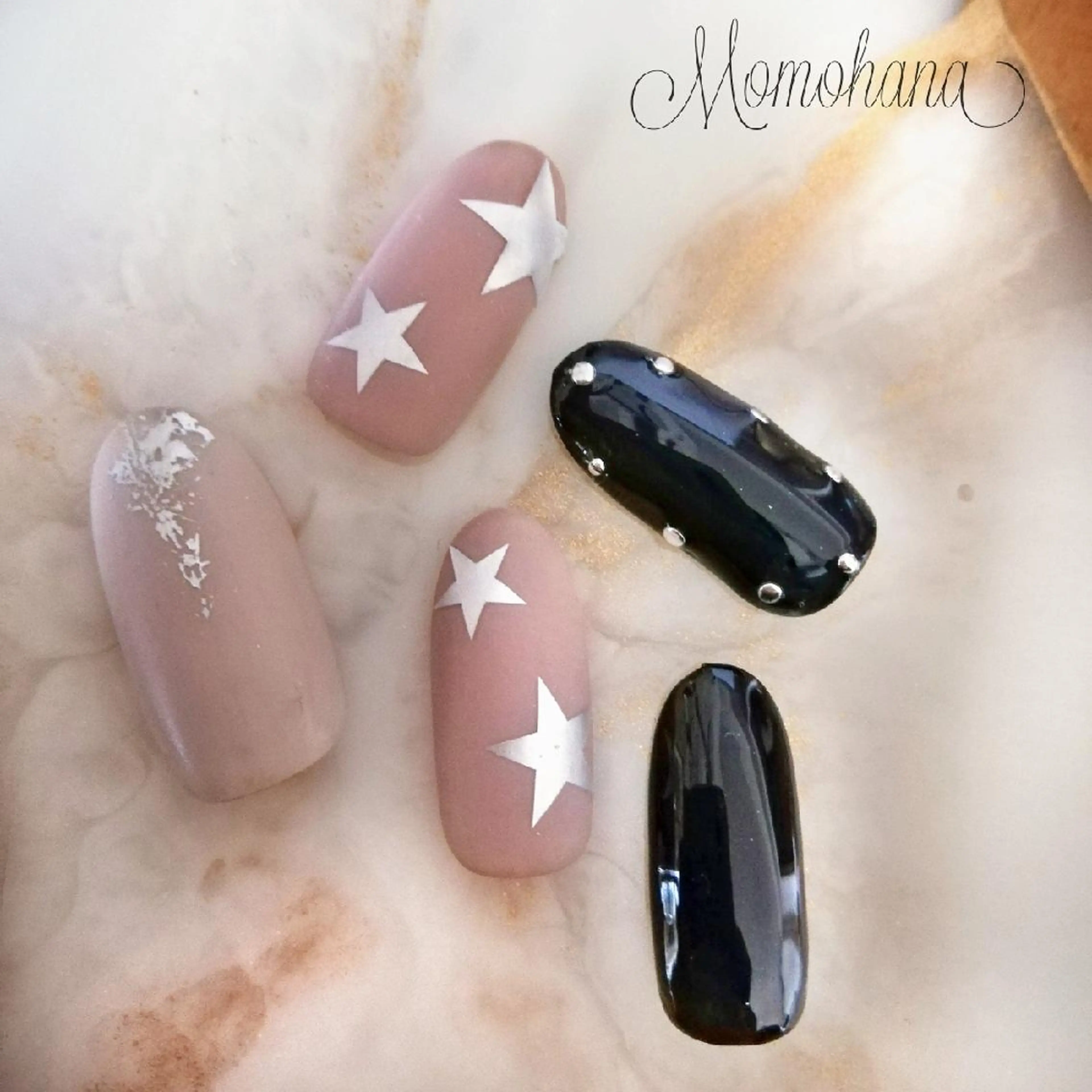 ネイル momohana  のネイルデザイン