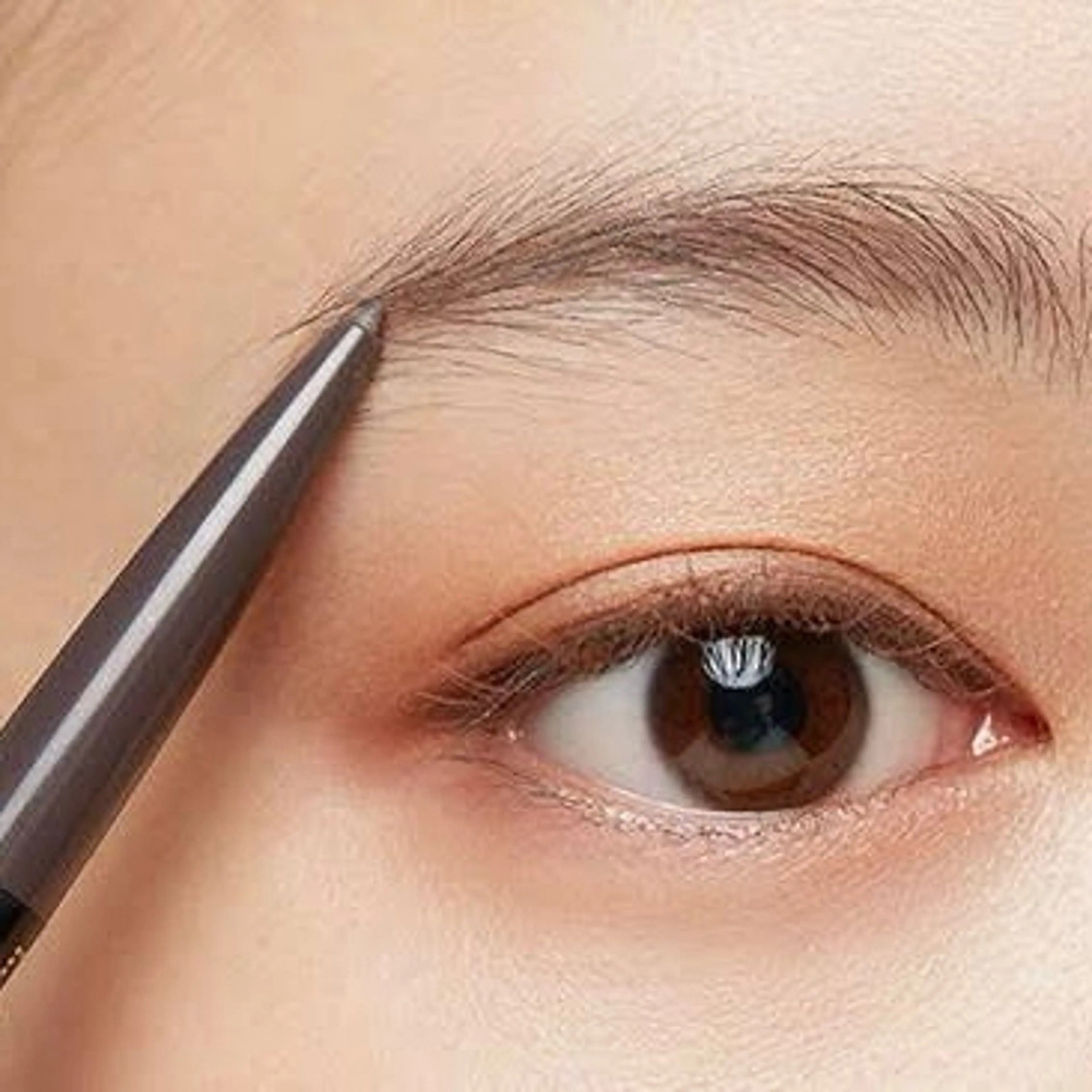 アイブロウ La:coptA (ラ・コプタ)のマツエク・マツパデザイン