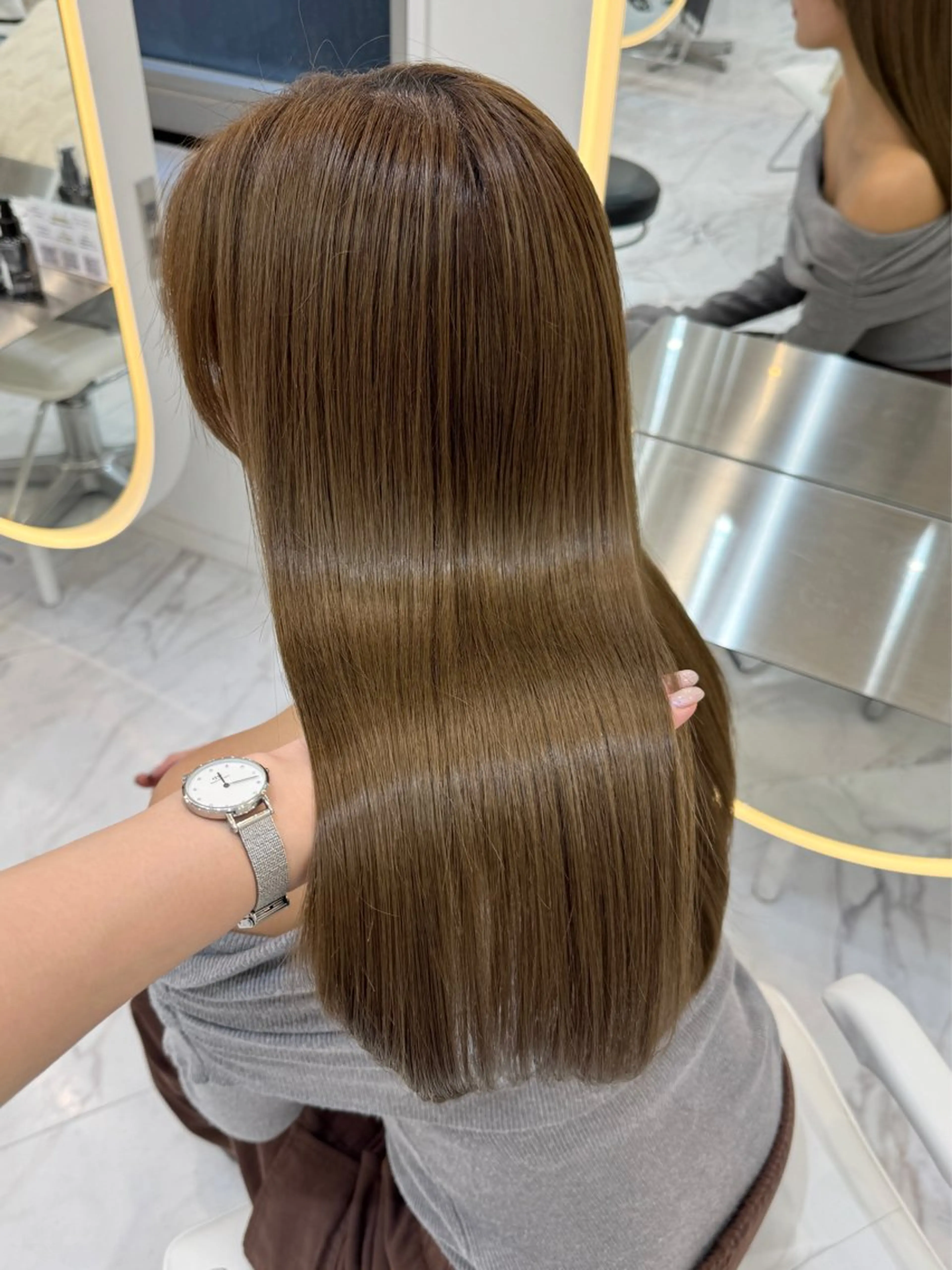 セミロング カット ヘアカラー トリートメント 髪質改善/艶髪 MINAMIのヘアスタイル