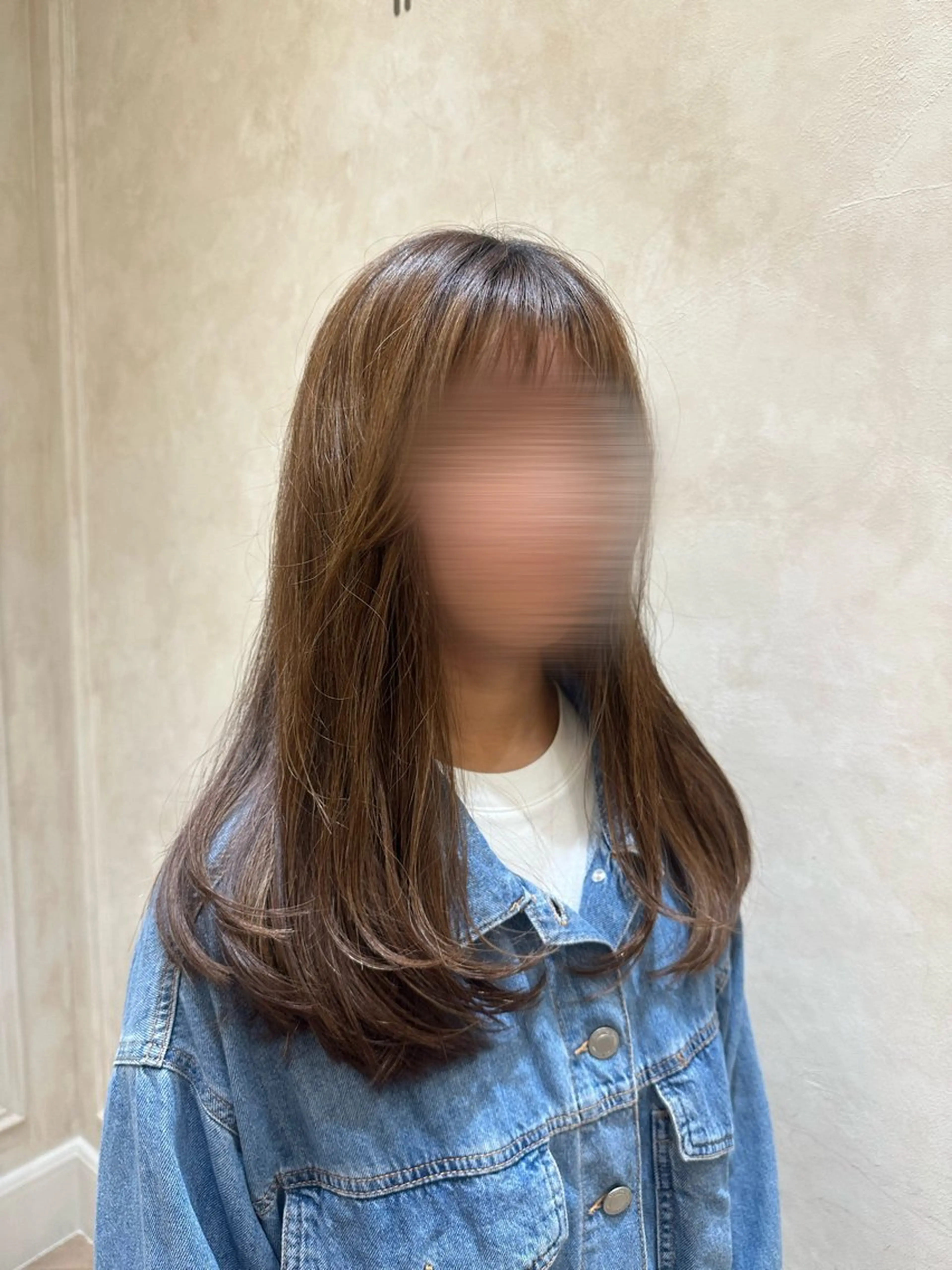 ロング 顔まわりレイヤー 顔周りカット レイヤーカット kakimoto arms 三笘 菜央のヘアスタイル