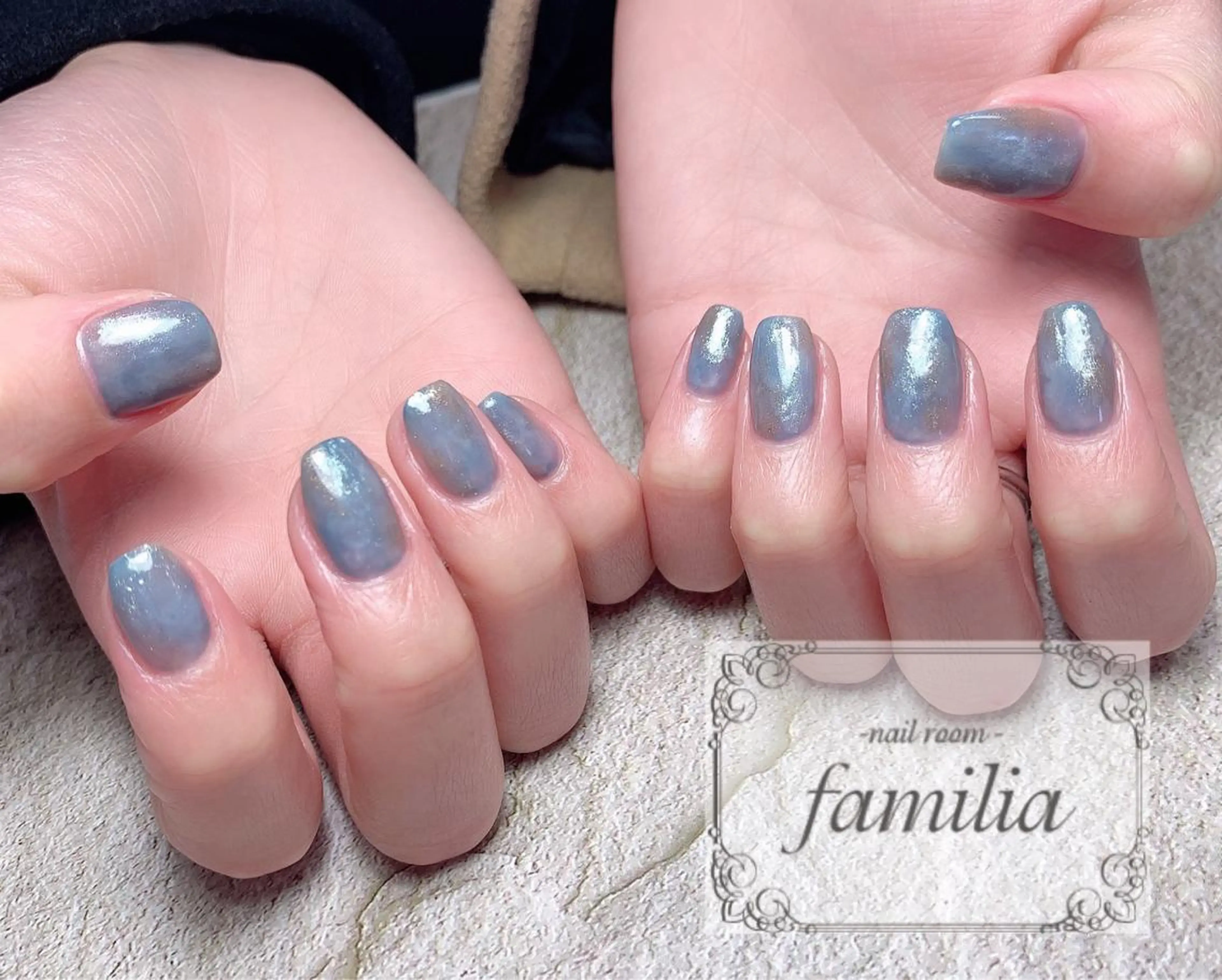 ネイル ハンドネイル -nailroom- familiaのネイルデザイン