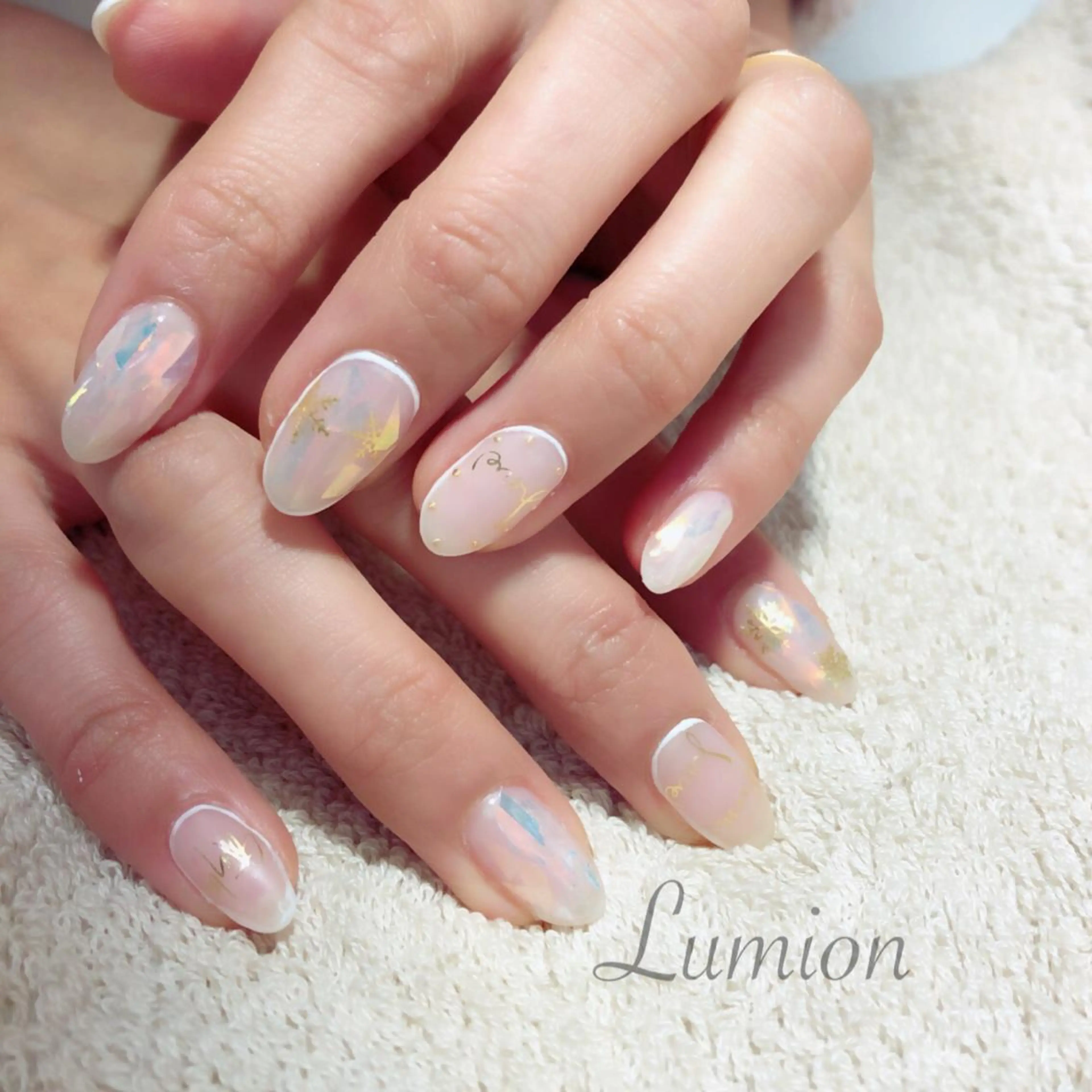 ネイル ニュアンスネイル ハンドネイル nailroom Lumionのネイルデザイン