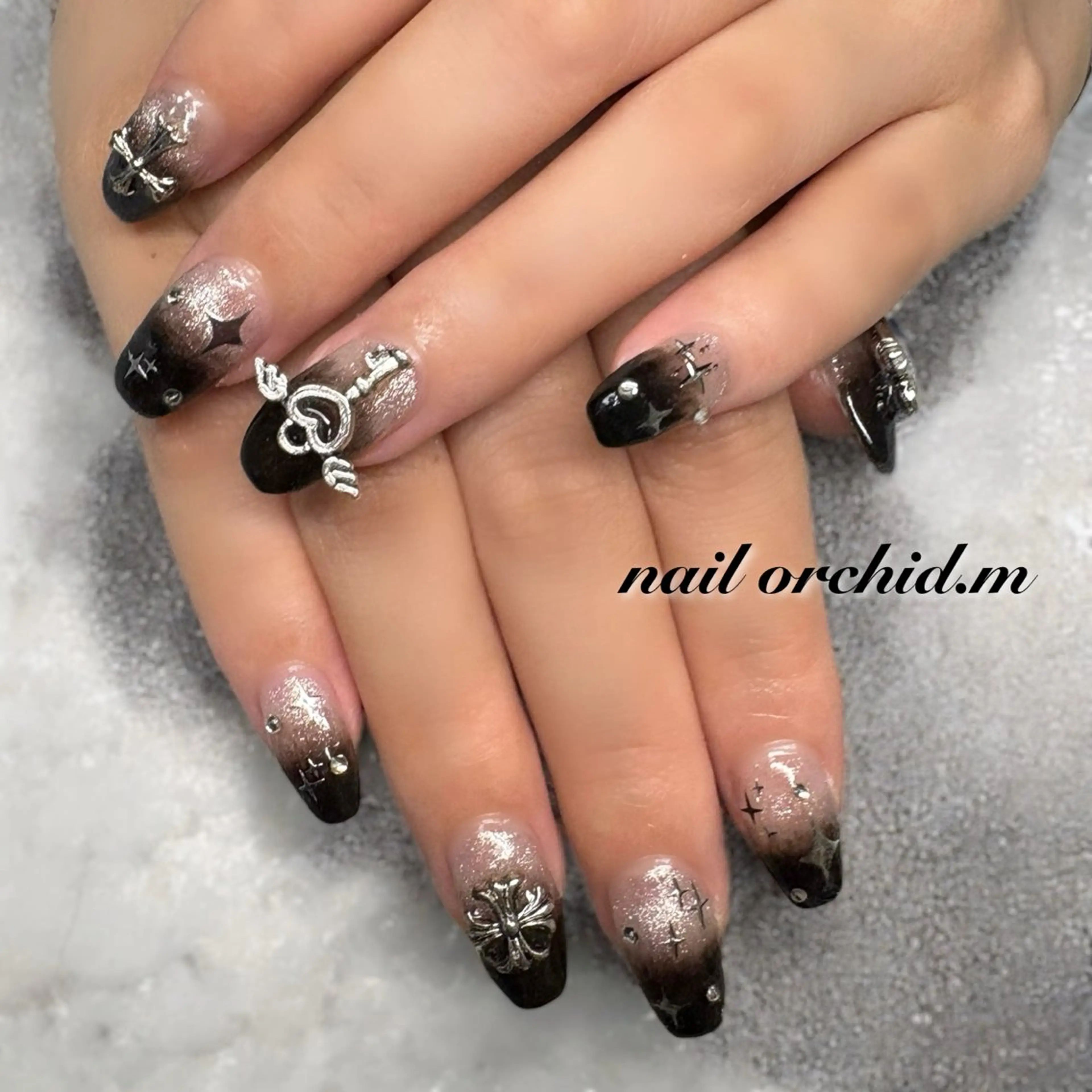 ネイル ハンドネイル orchid mikiのネイルデザイン