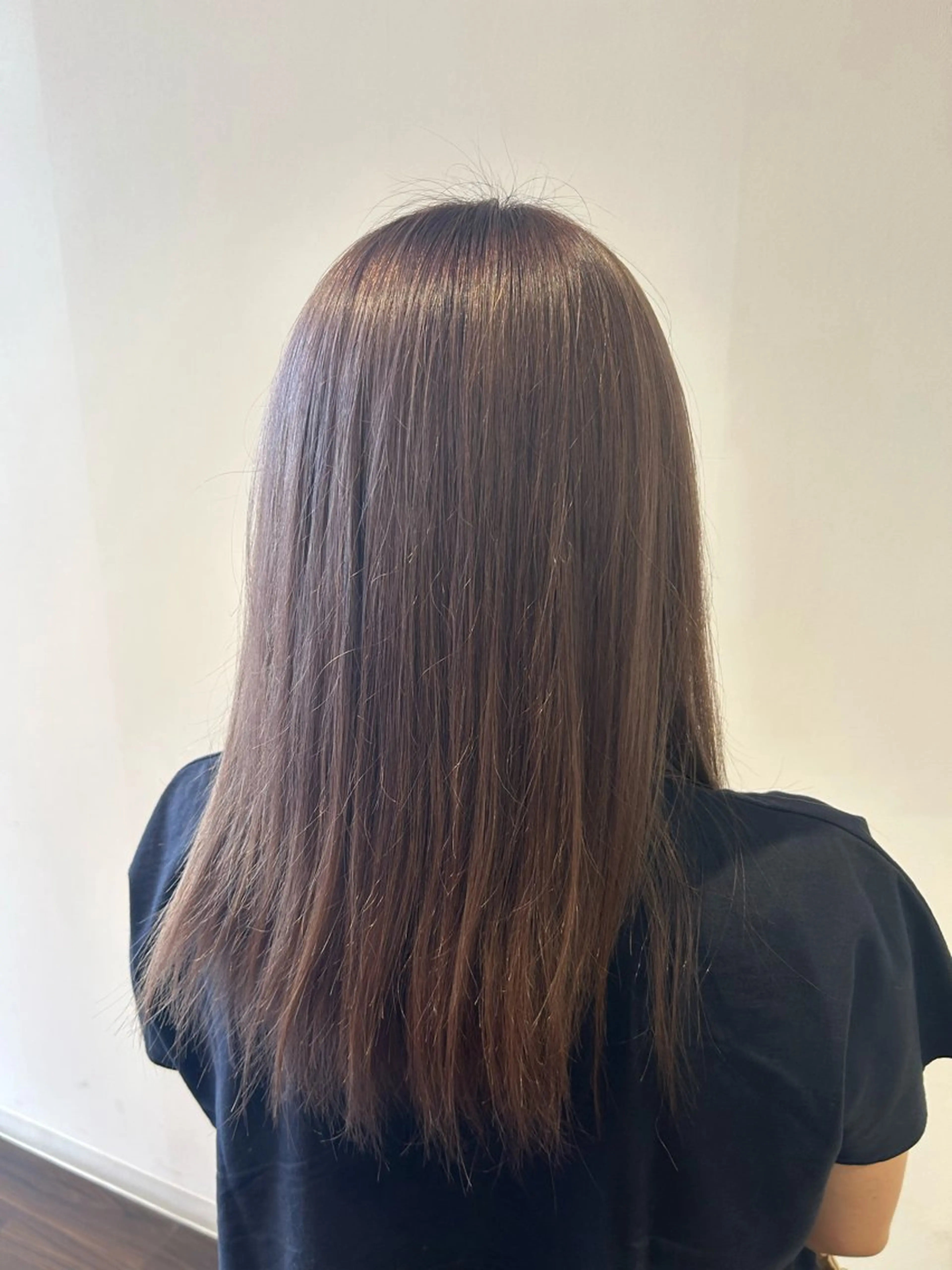 カラー ブリーチ グレージュ ラベンダーカラー ラベンダーグレージュ ラベンダーグレー 宮田 龍斗のヘアスタイル