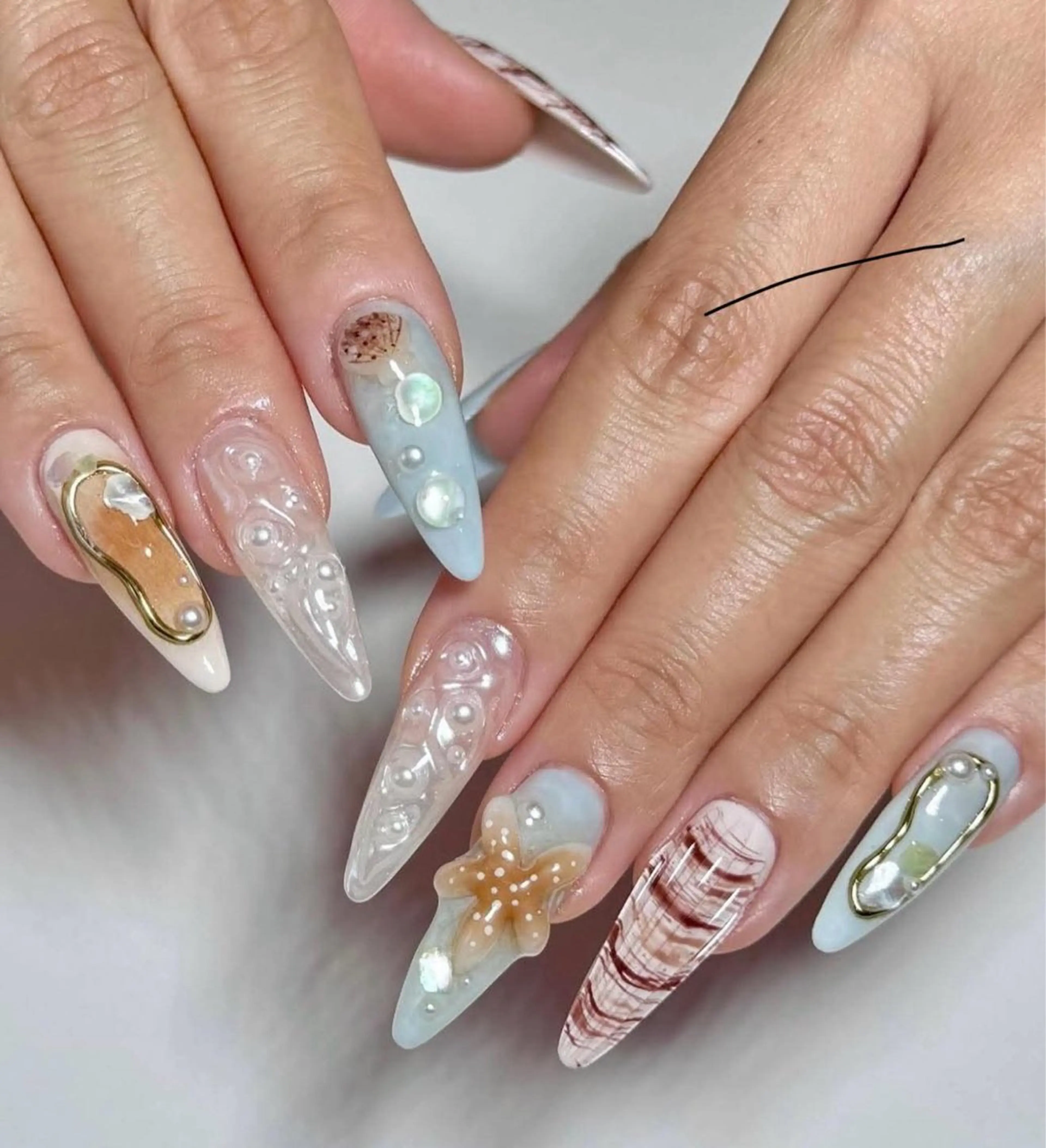 ネイル ハンドネイル HIN NAILのネイルデザイン