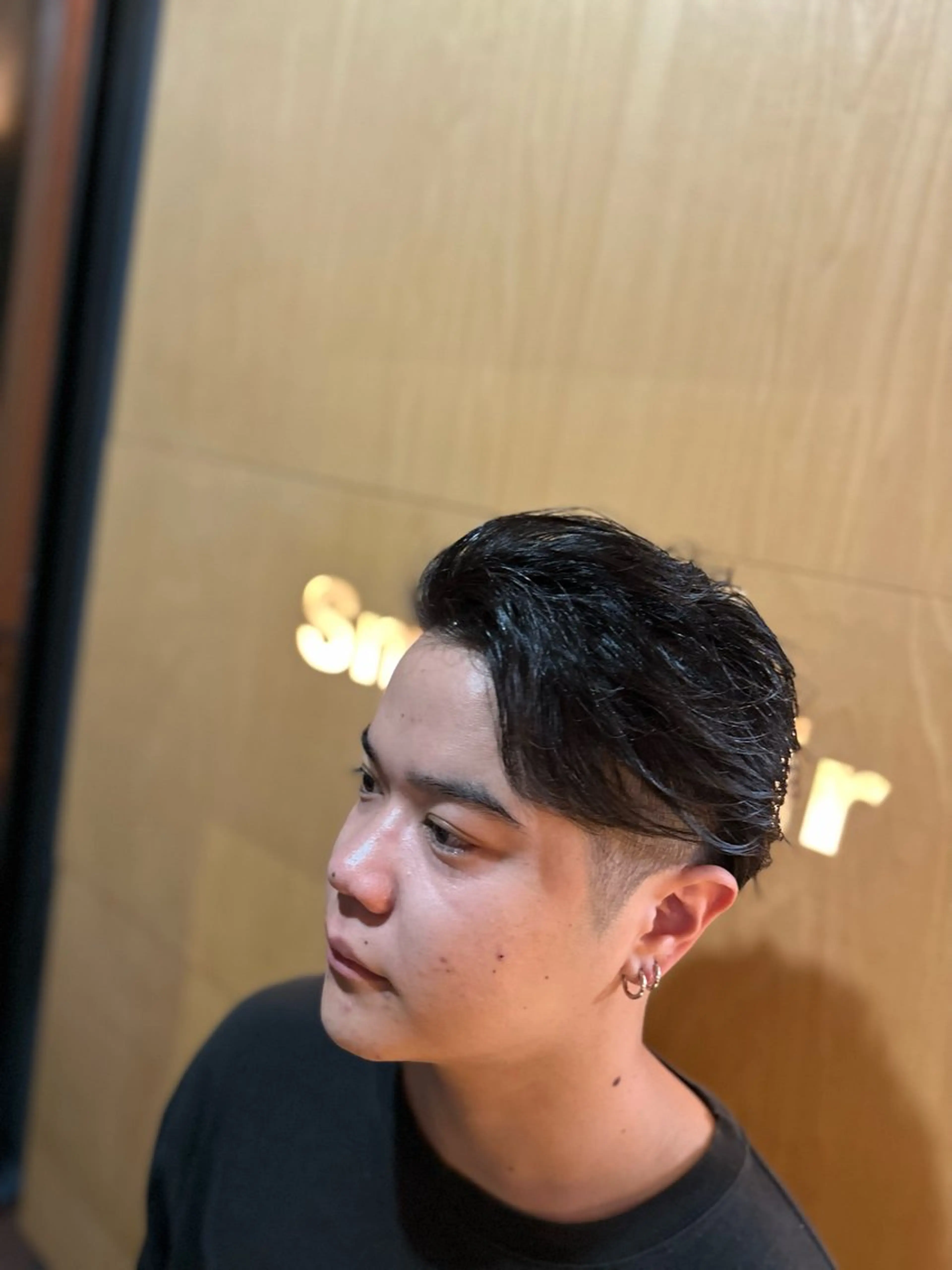 ショート かきあげバング カット メンズカットNo,1 小池 魔裟斗のヘアスタイル