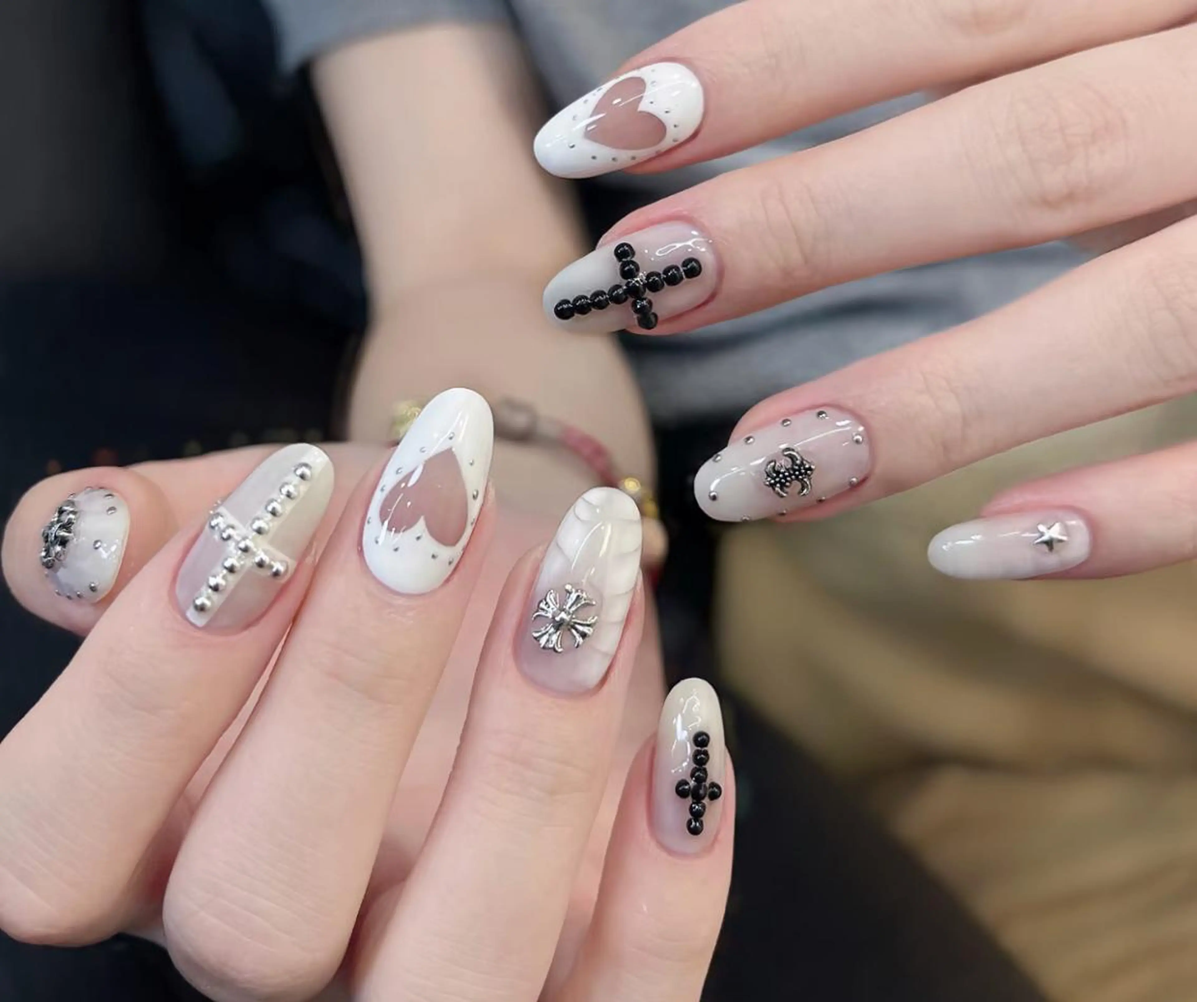 ネイル ハンドネイル Pure&Rich Nailのネイルデザイン