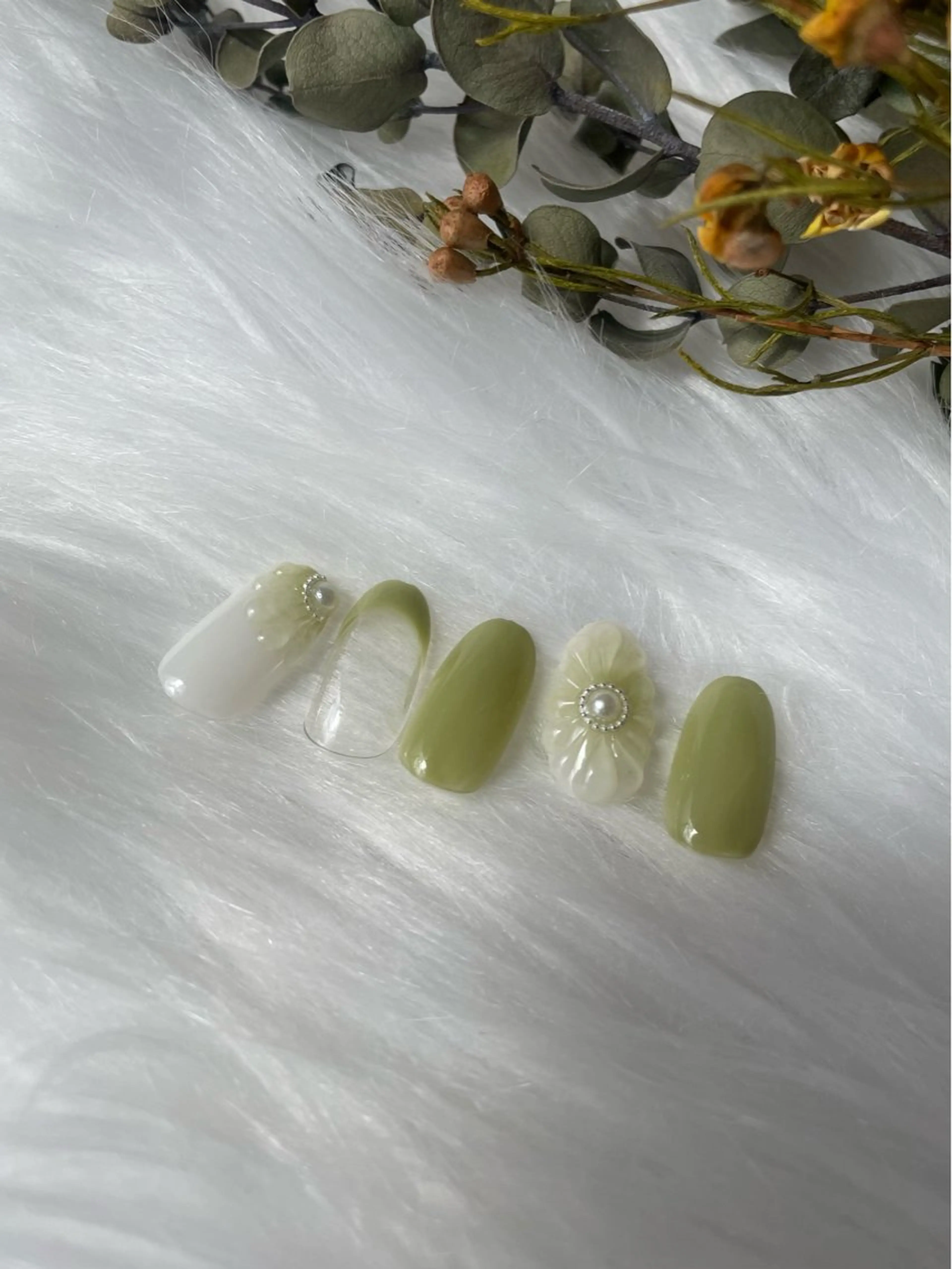 ネイル ブルー フラワーネイル 氷ネイル・うるうるネイル キラキラネイル マグネットネイル ハンドネイル timtam --sakiのネイルデザイン