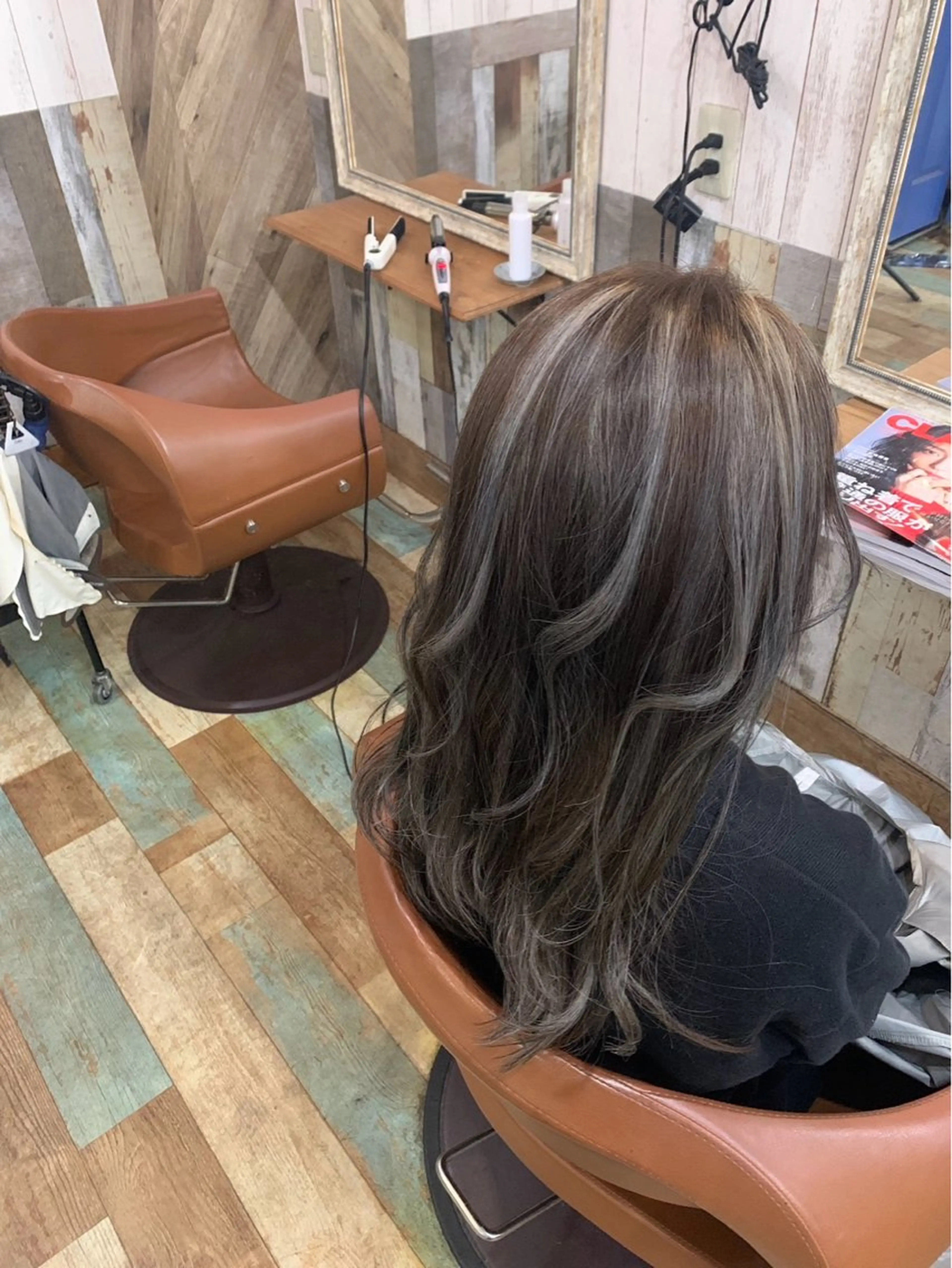 セミロング カラー Hair's RooMのヘアスタイル