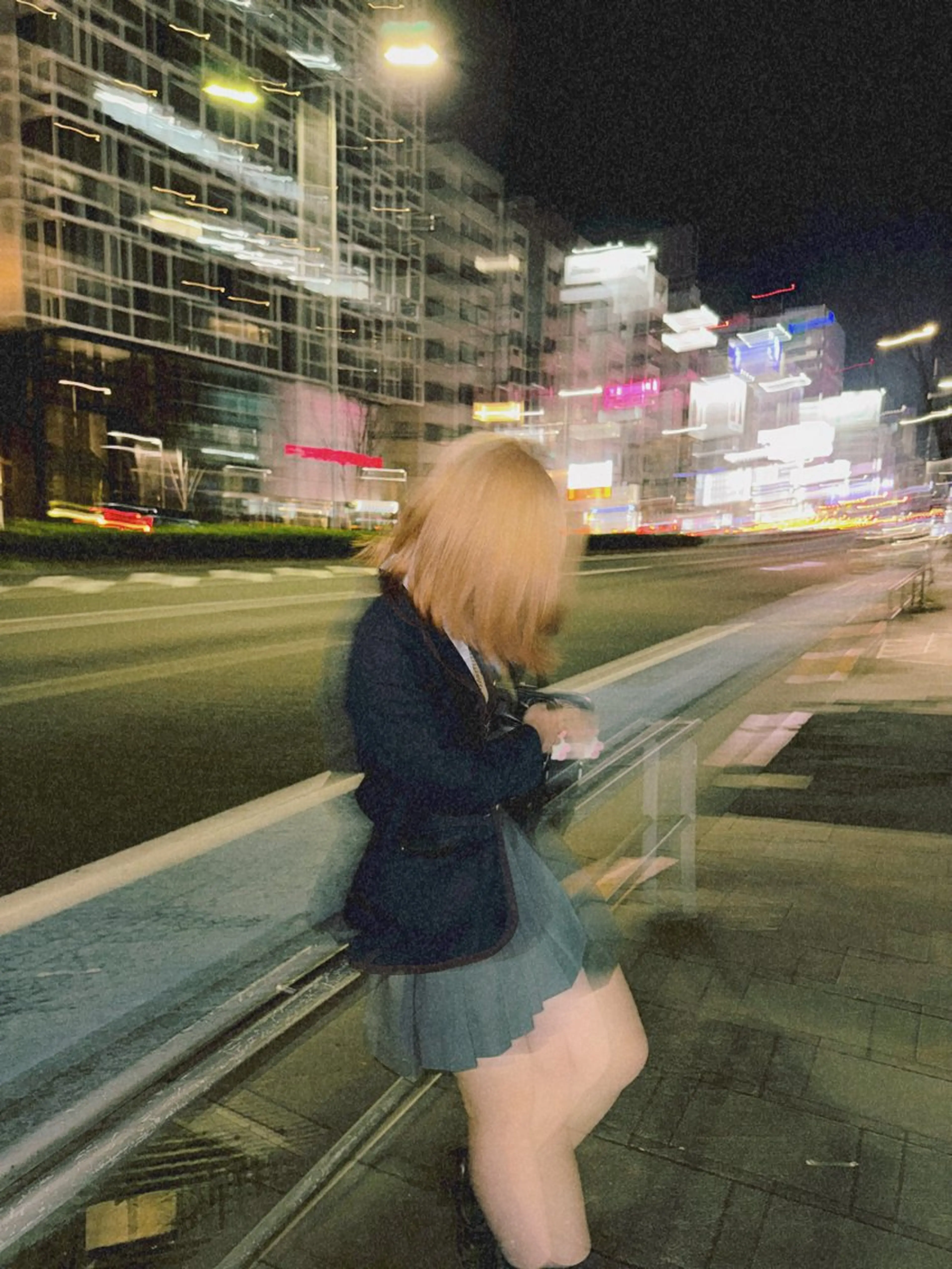 ミディアム カラー GO TODAY シェアサロン Flos店所属・🫧ハイトーン✨格安 より質💐マンツーマのヘアスタイル