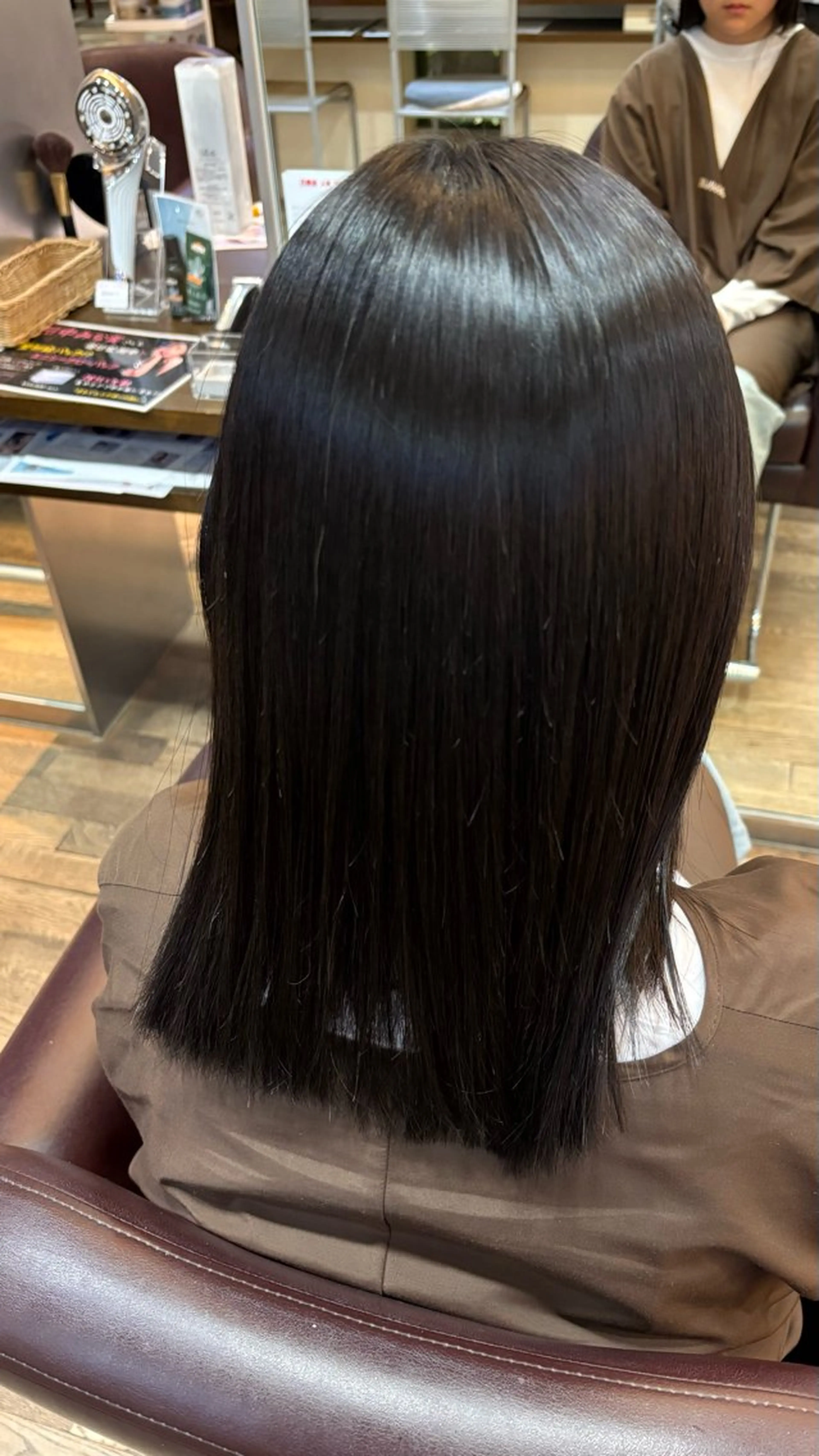 ミディアム 北田 あいみのヘアスタイル