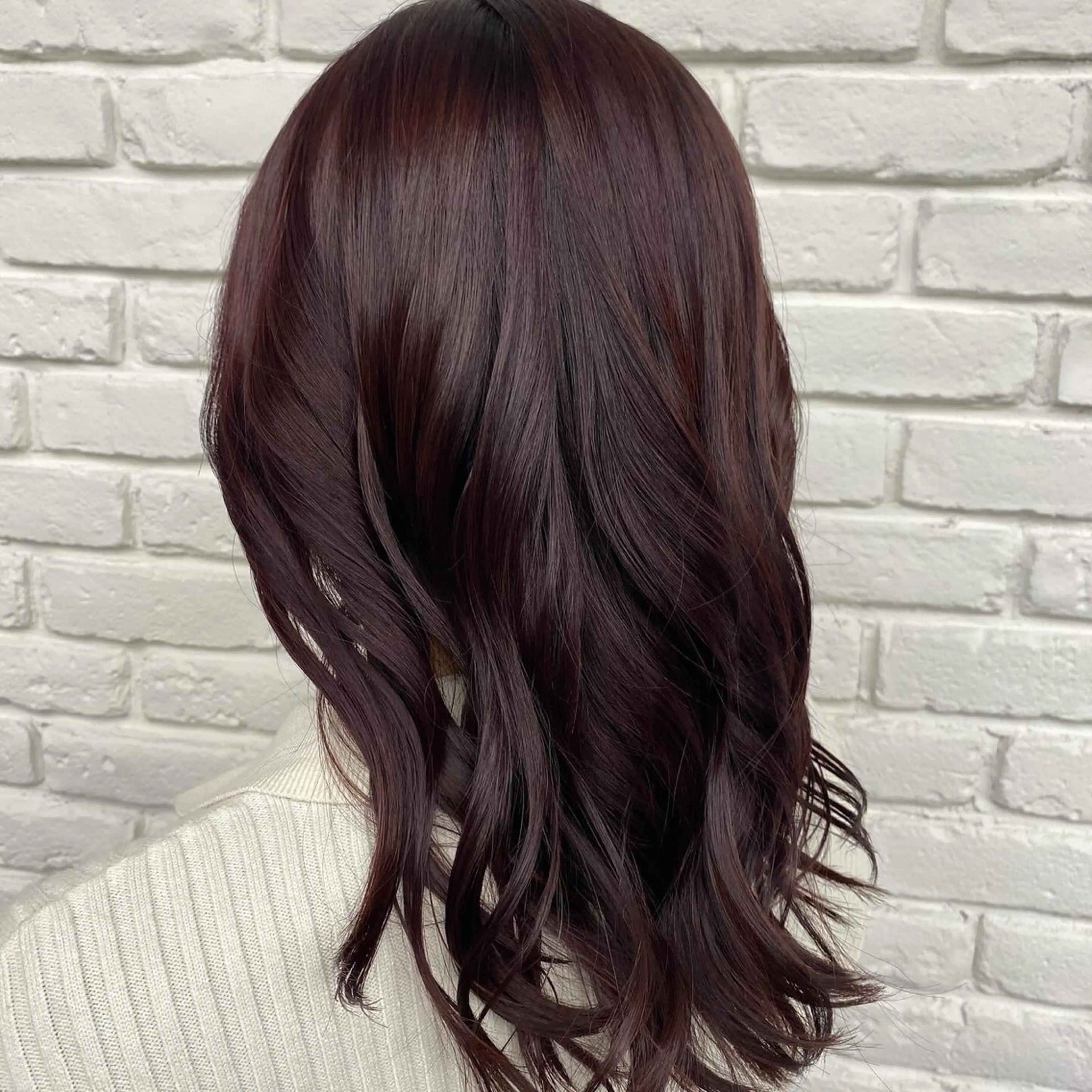 セミロング DIFINOaoyama所属・🎧ayaka/ボブ /透明感カラー🩵のヘアスタイル