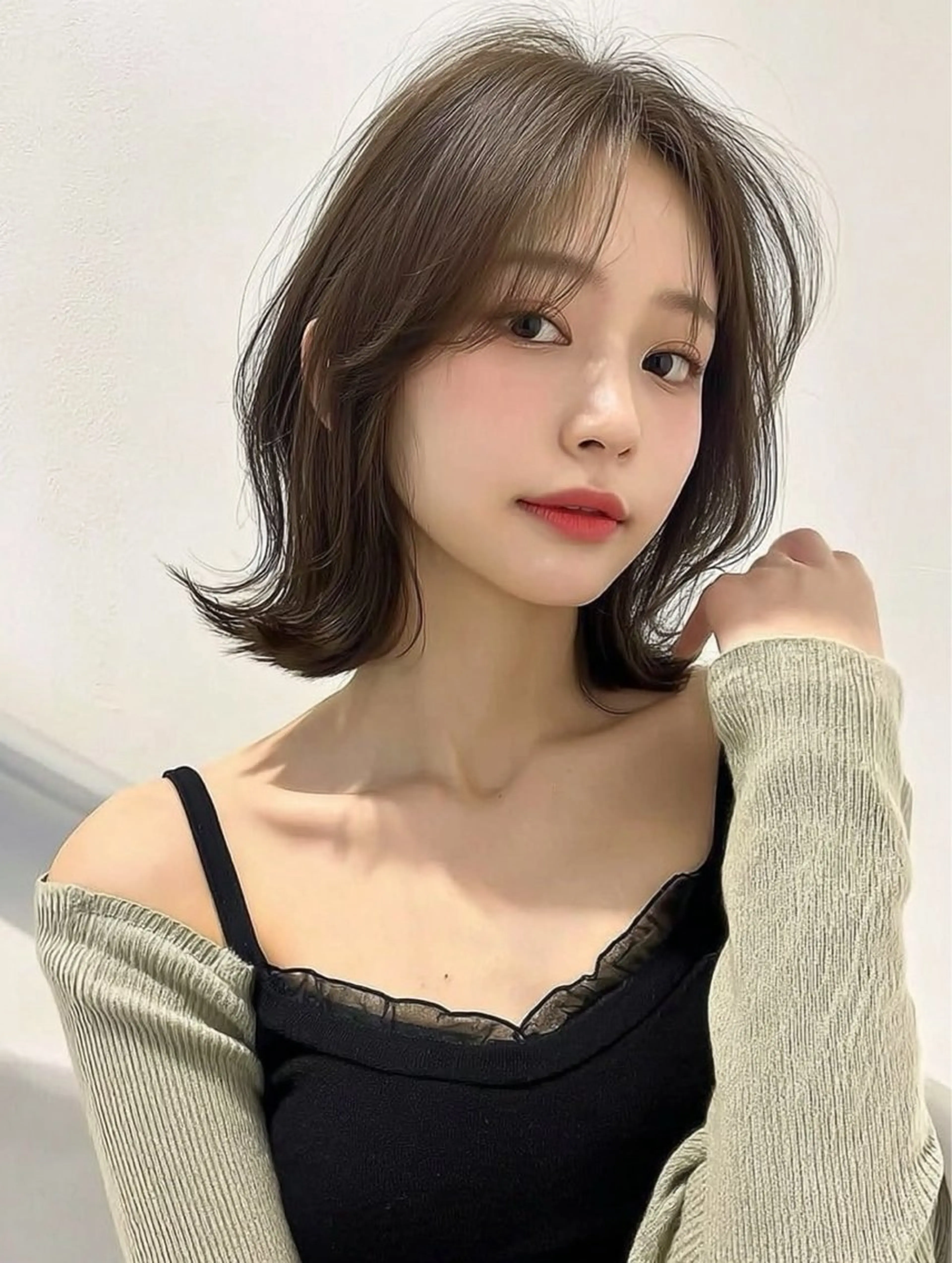 ミディアム カラー ボブ カット ヘアカラー 林 朱里のヘアスタイル