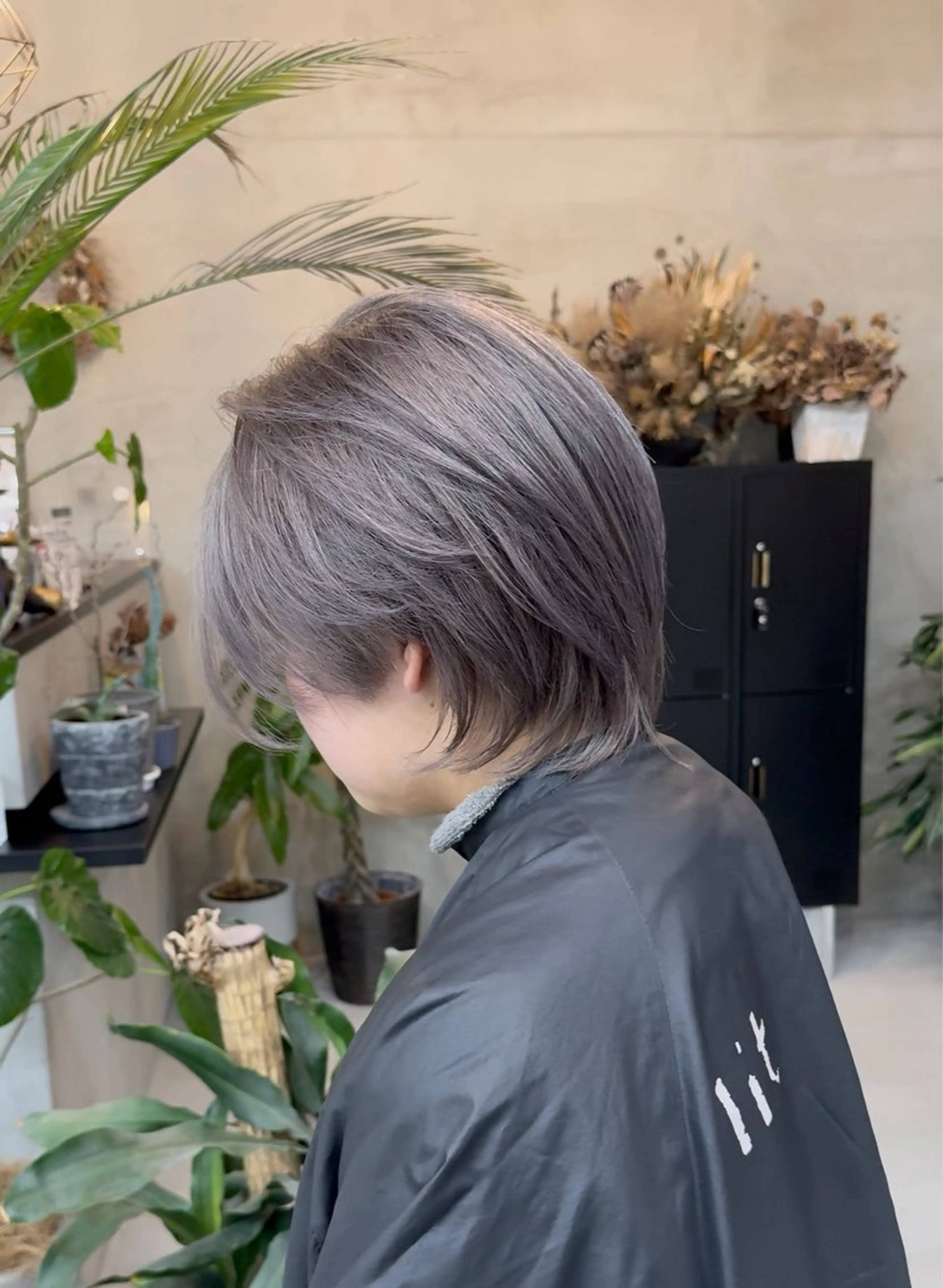 ショート カラー lit 松井乃愛のヘアスタイル