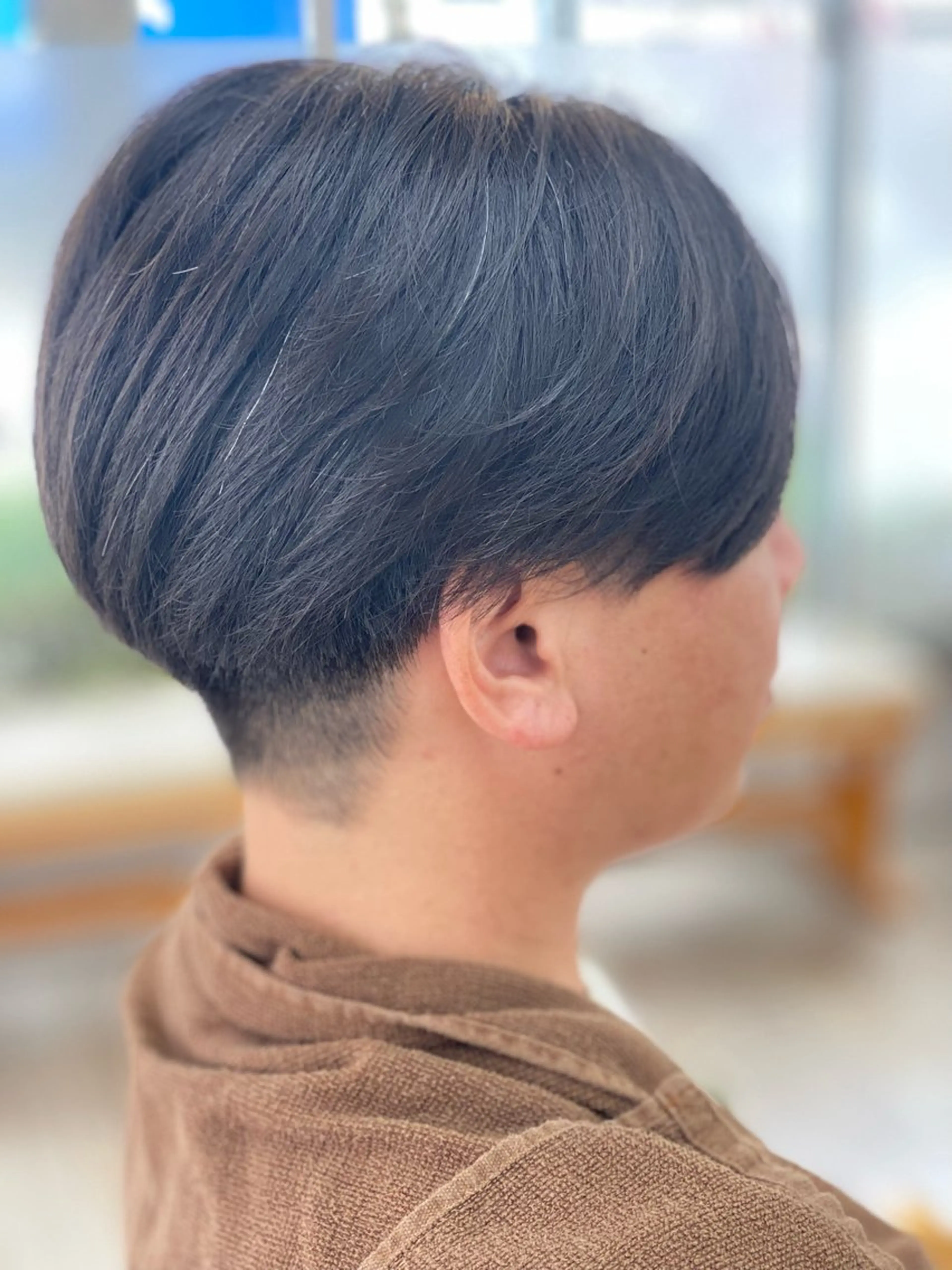 メンズ センターパート オスメニア 真也のヘアスタイル