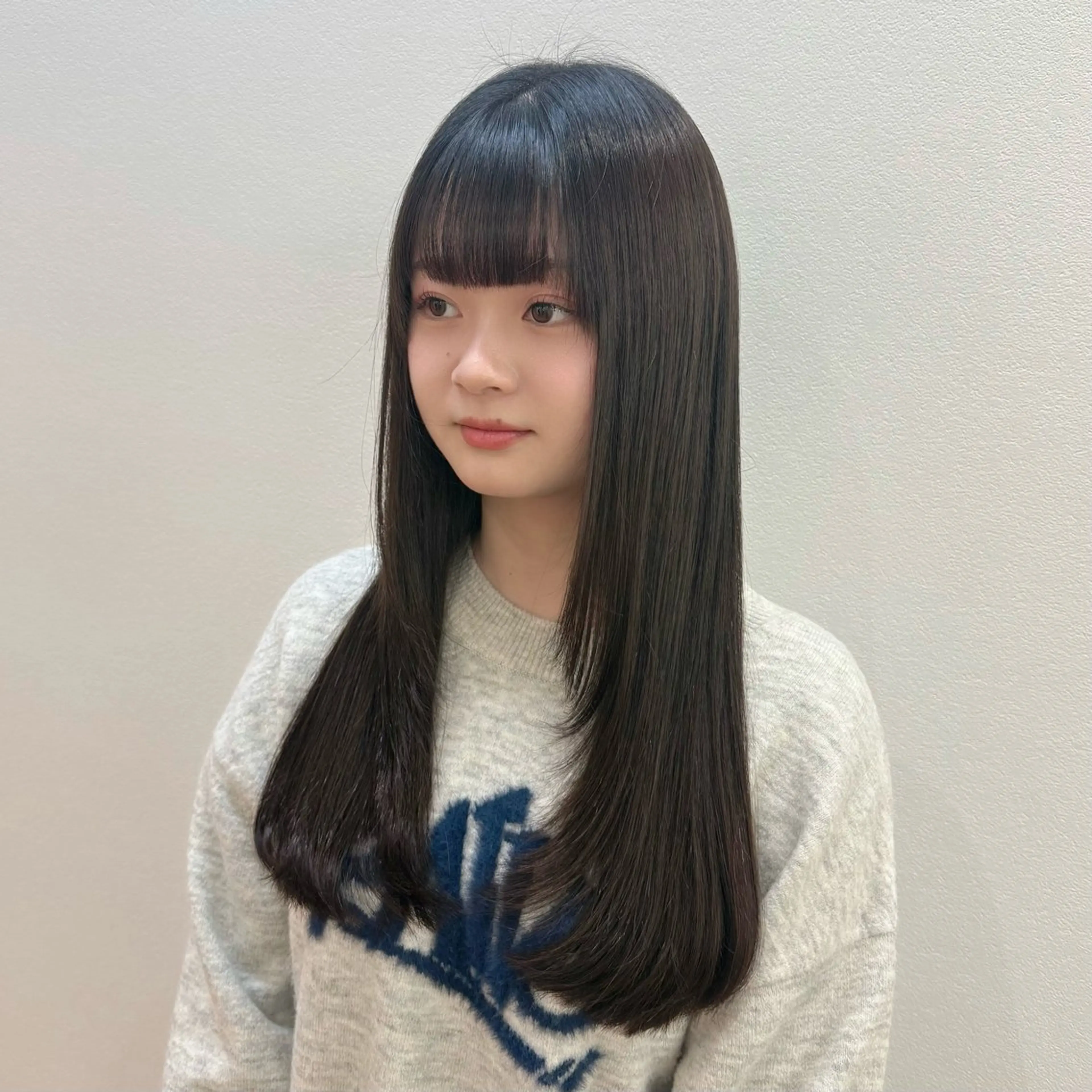 ロング カラー ヘアアレンジ キヨミ 韓国レイヤーカットのヘアスタイル