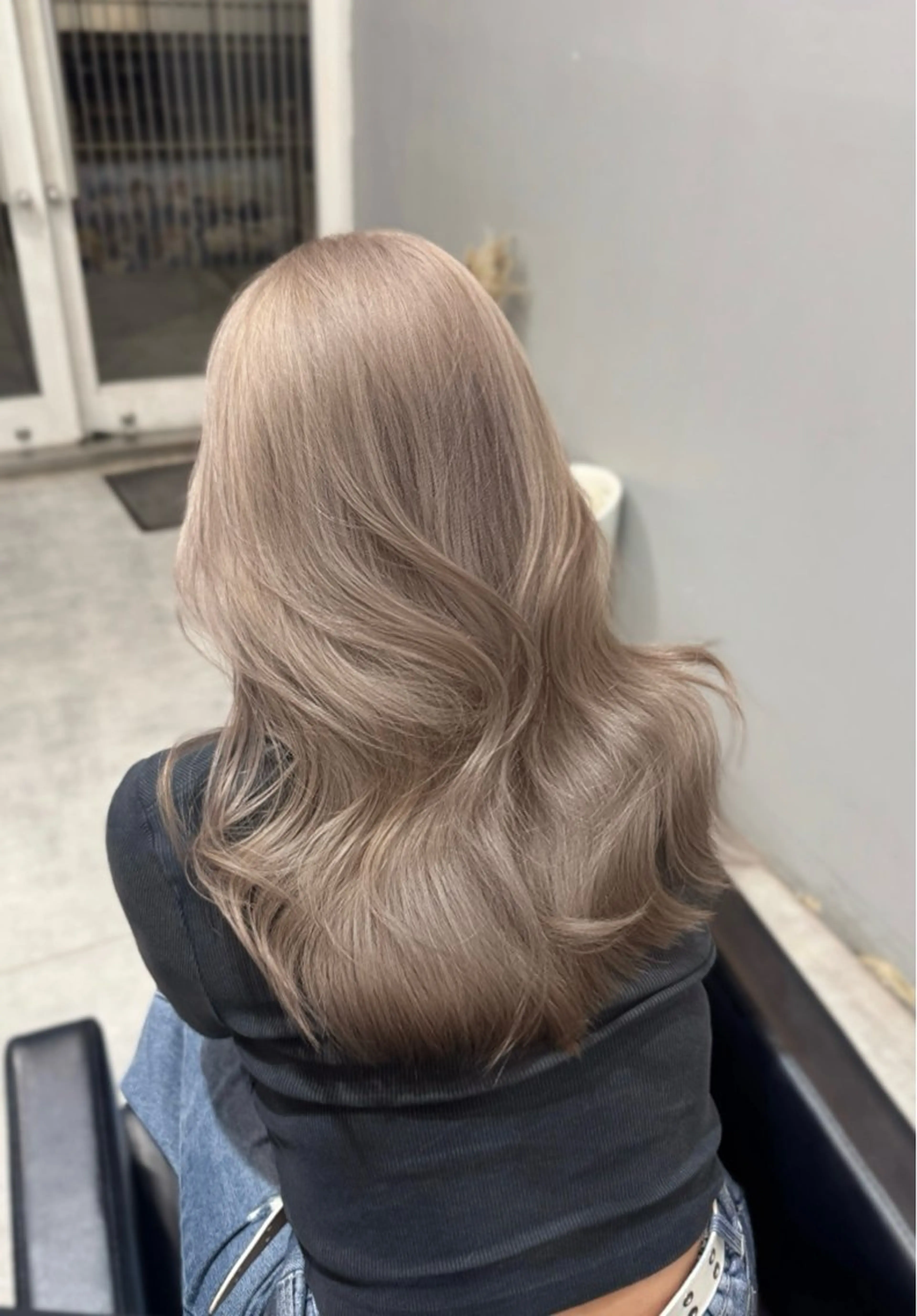 ロング カット ヘアカラー トリートメント 🩶ブリーチ/ レイヤー🩶フミカのヘアスタイル