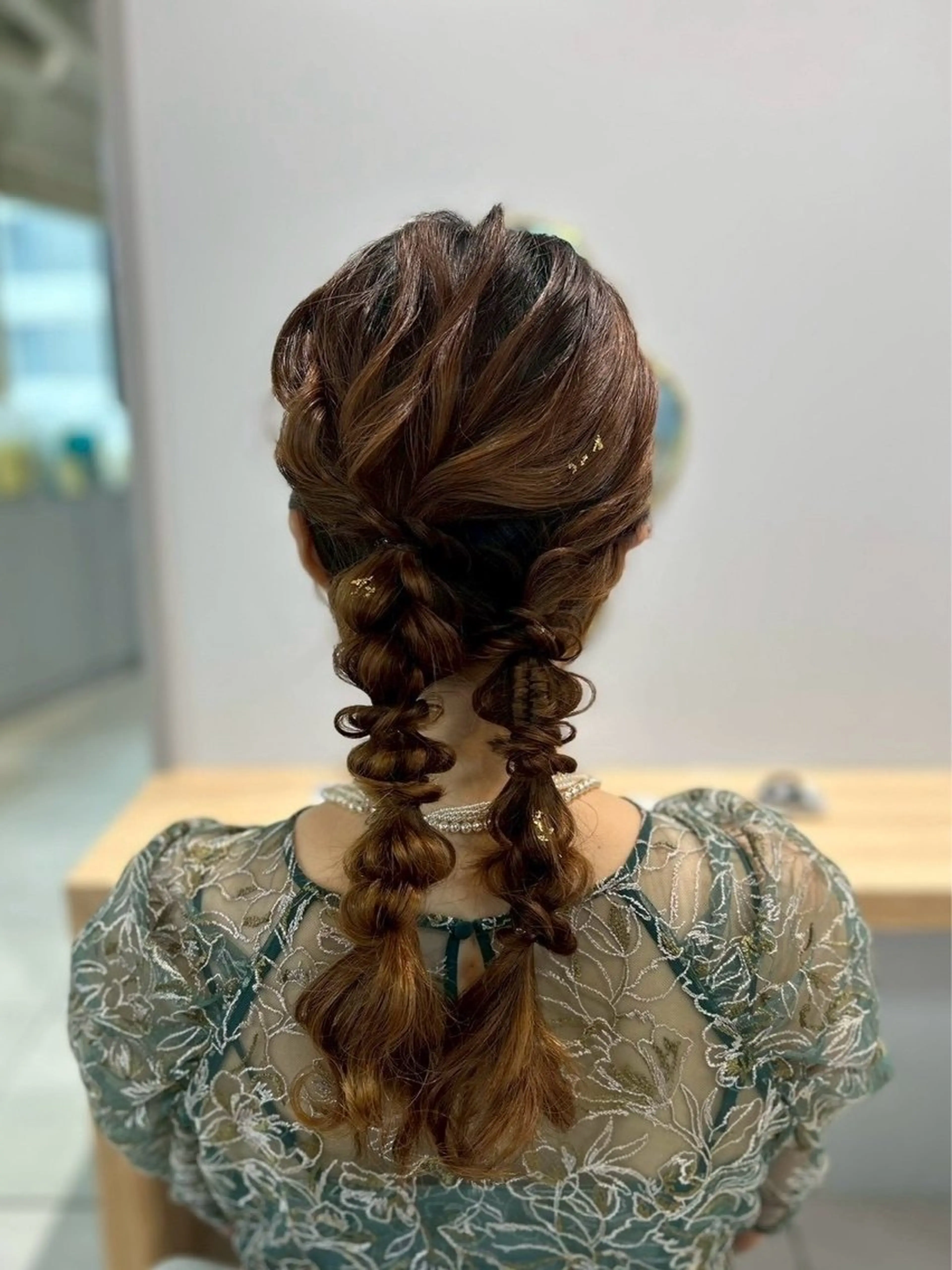 ロング ヘアアレンジ しゅり🍎/アレンジ 🎀/髪質改善✨️のヘアスタイル