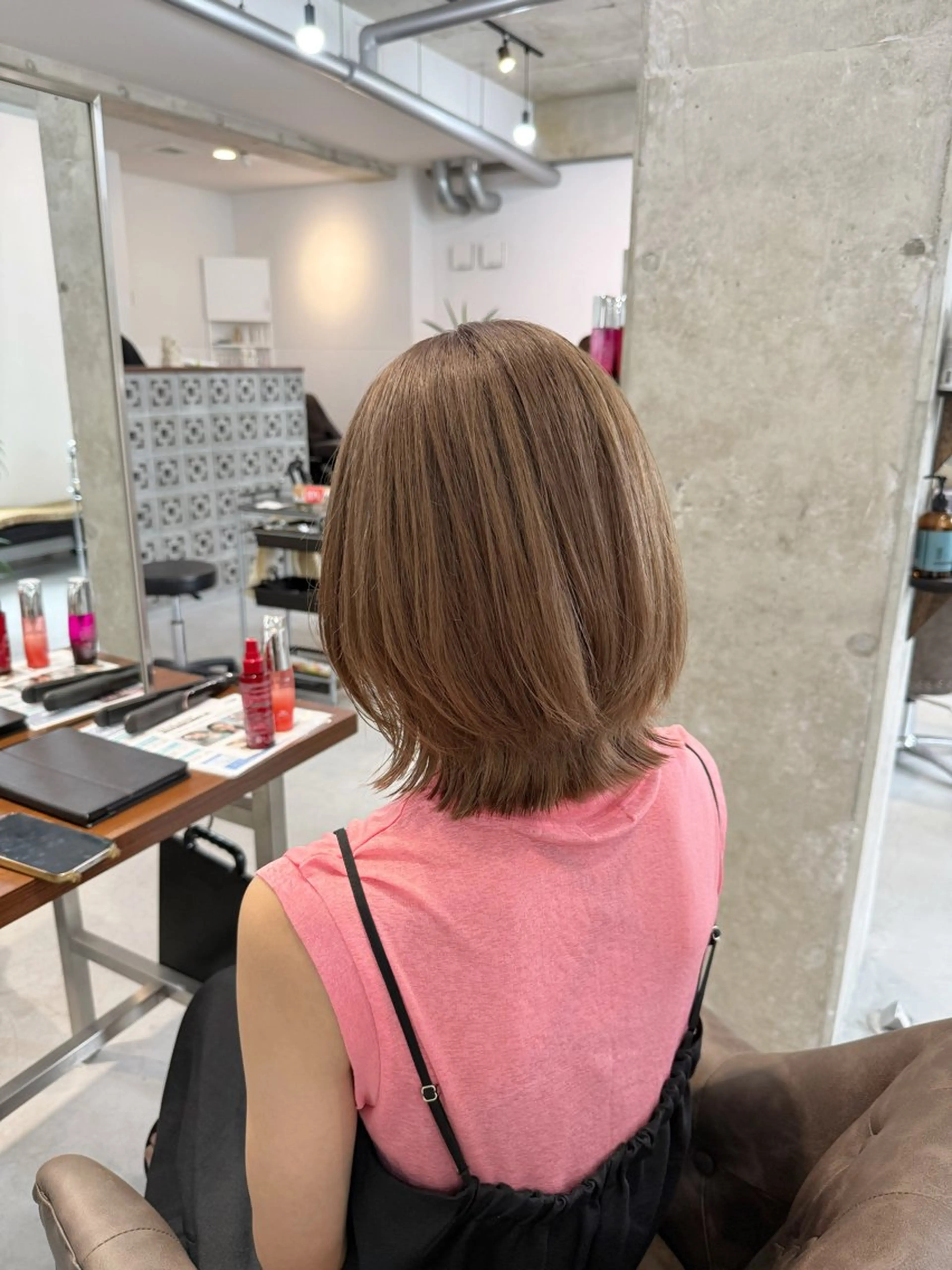 ミディアム カラー ダブルカラー カット ヘアカラー カイリ /レイヤーカットのヘアスタイル