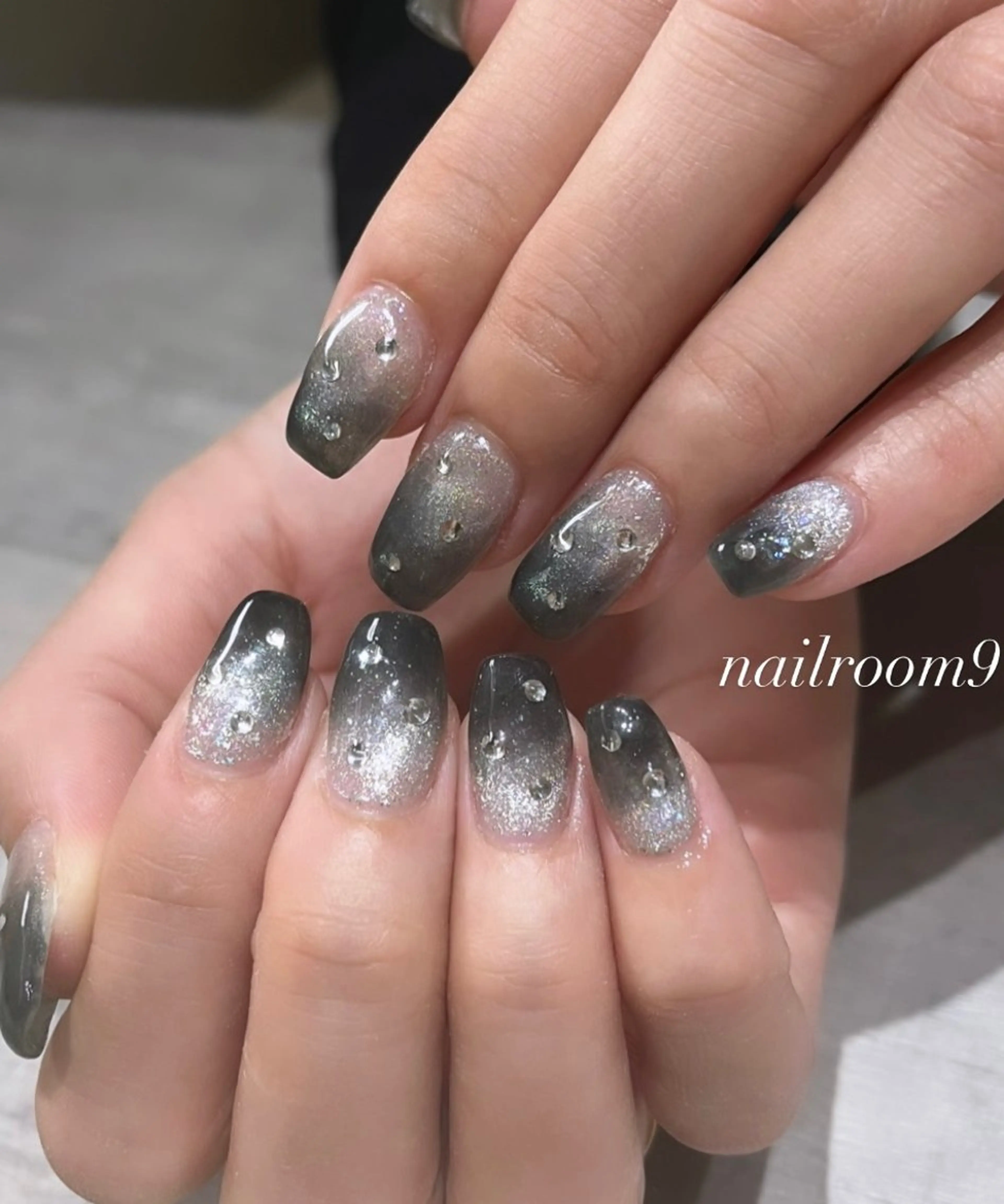 ネイル マグネットネイル ハンドネイル nail room9 ☺︎のネイルデザイン