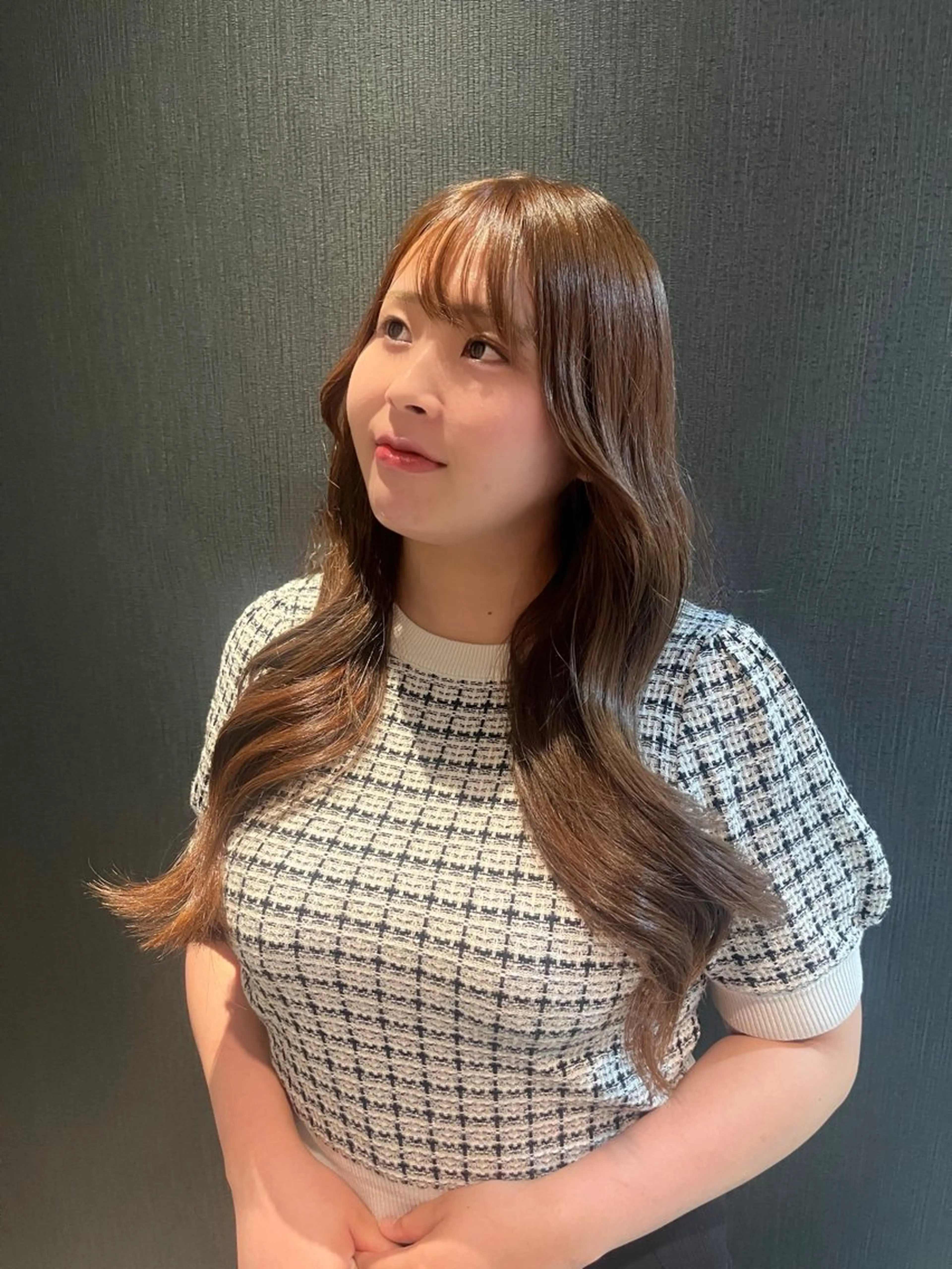 カラー ベージュカラー ブリーチ ダブルカラー ブリーチなしカラー ヘアカラー レイヤーカット/ フェミニン💕/鏡のヘアスタイル