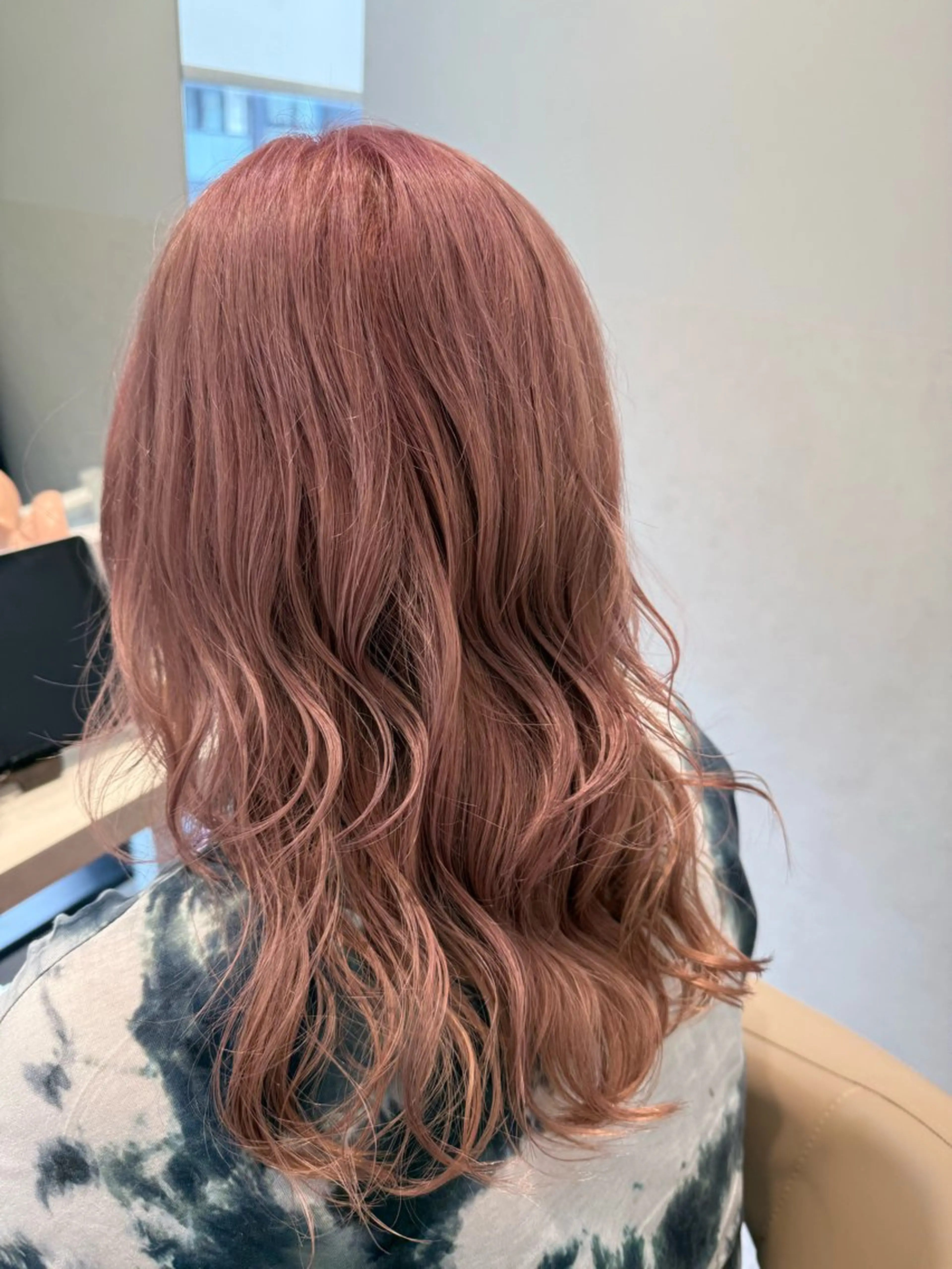ミディアム カラー ベージュカラー ピンクカラー ピンクベージュ 🍇おぐら めぐみ🍇のヘアスタイル