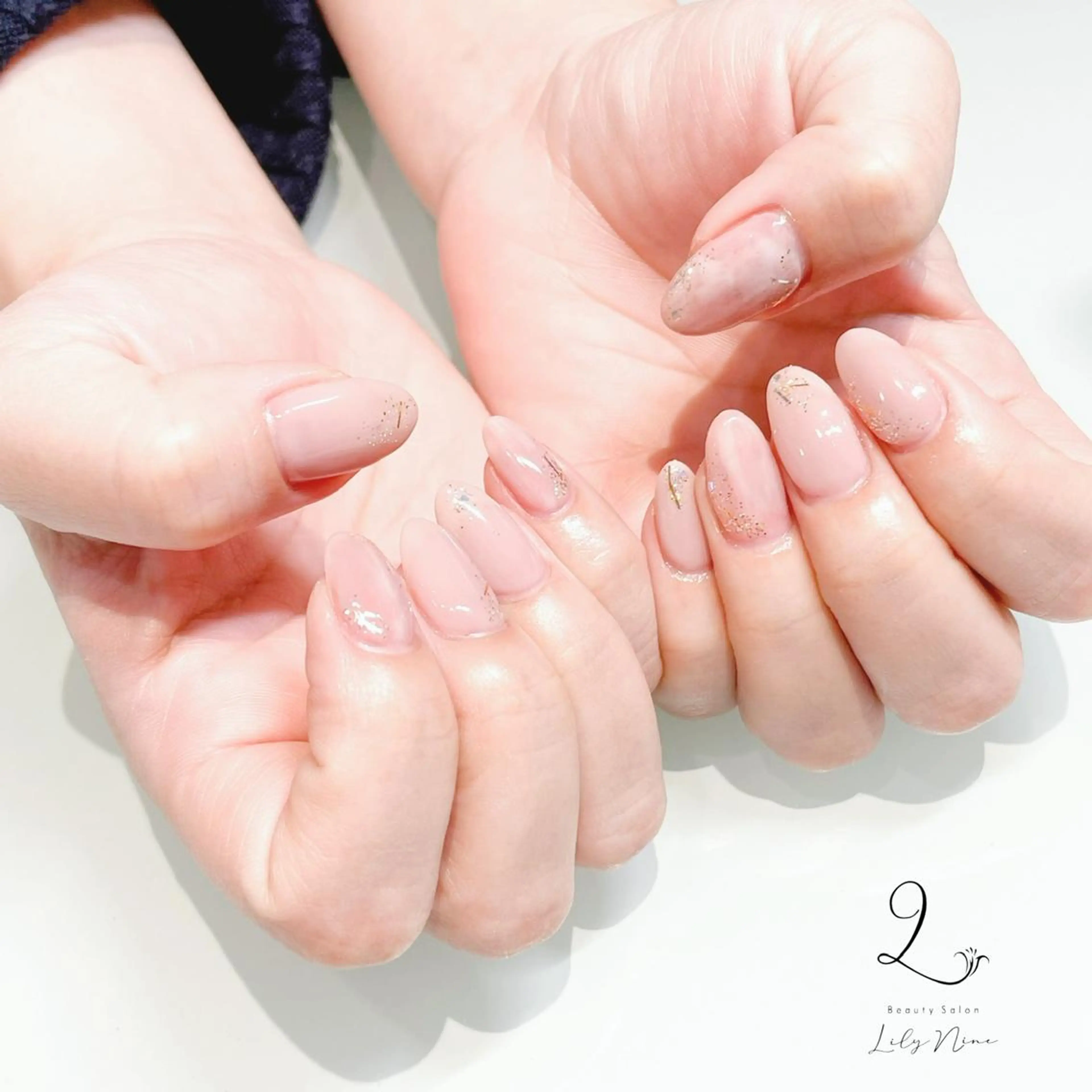 ネイル ニュアンスネイル REVIA :ayaのネイルデザイン