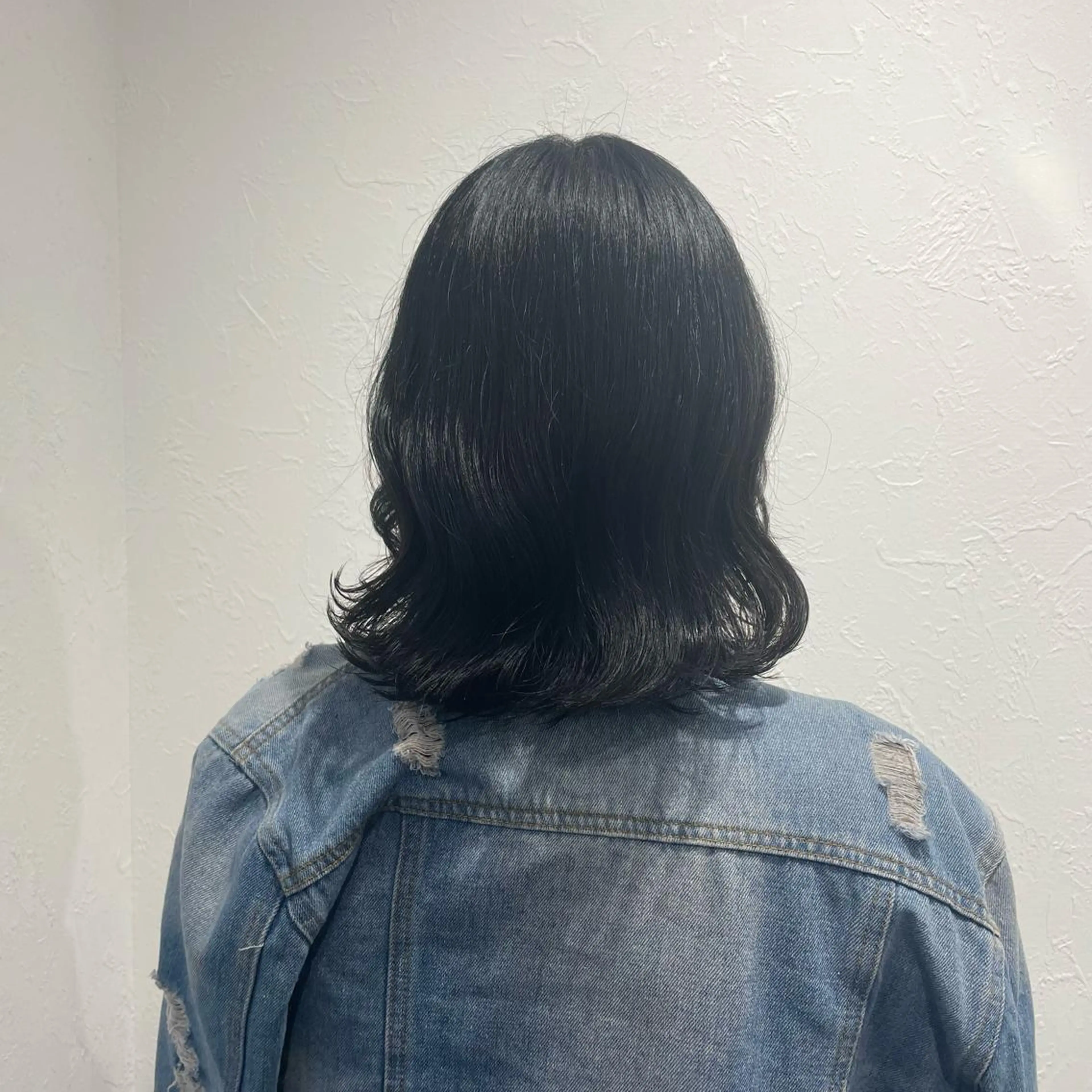 ミディアム カラー shiho .のヘアスタイル