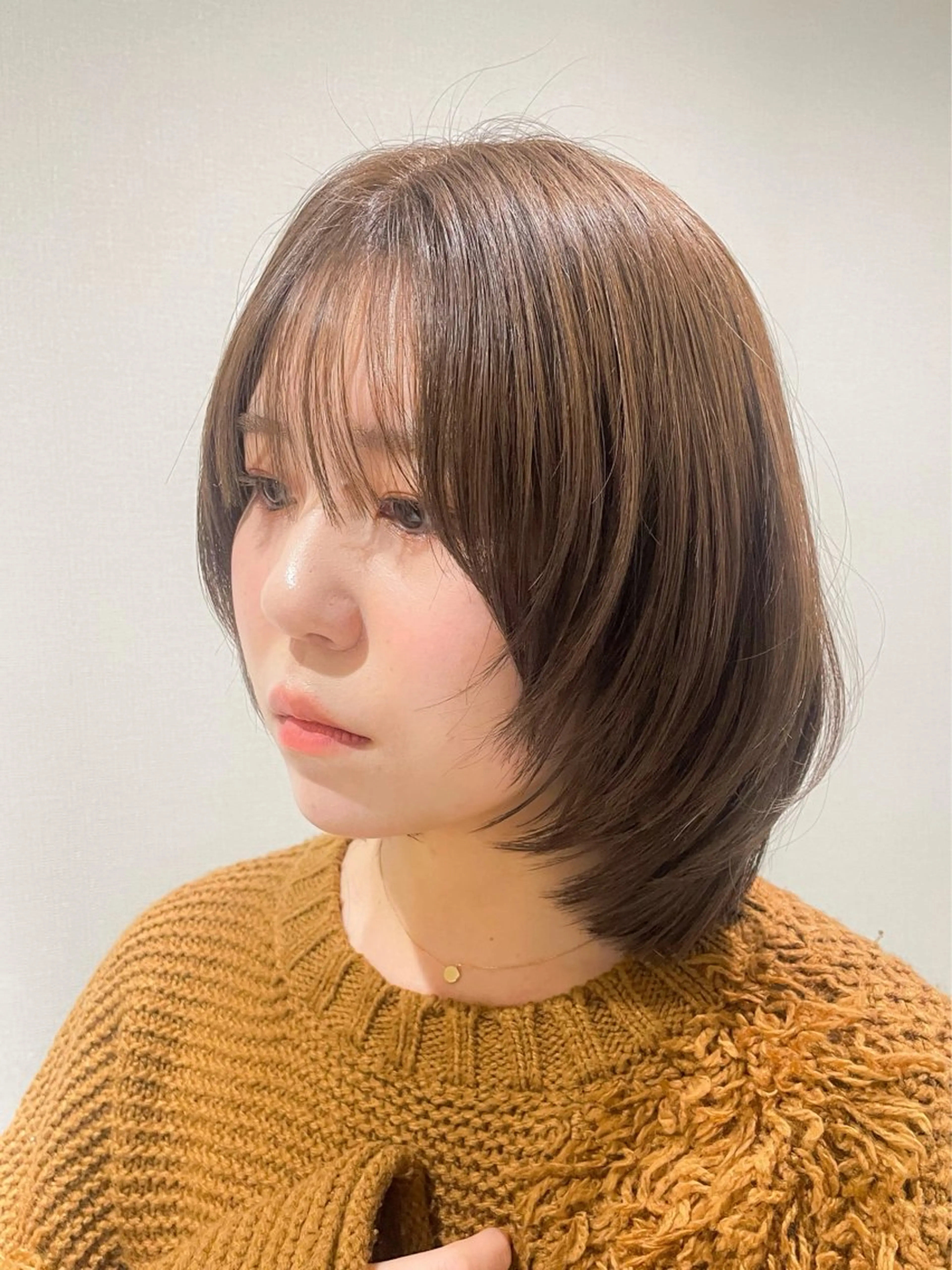 ミディアム カラー ベージュカラー レイヤーカット カット ヘアカラー トリートメント 三宅健太/レイヤー/ ボブ/透明感カラーのヘアスタイル