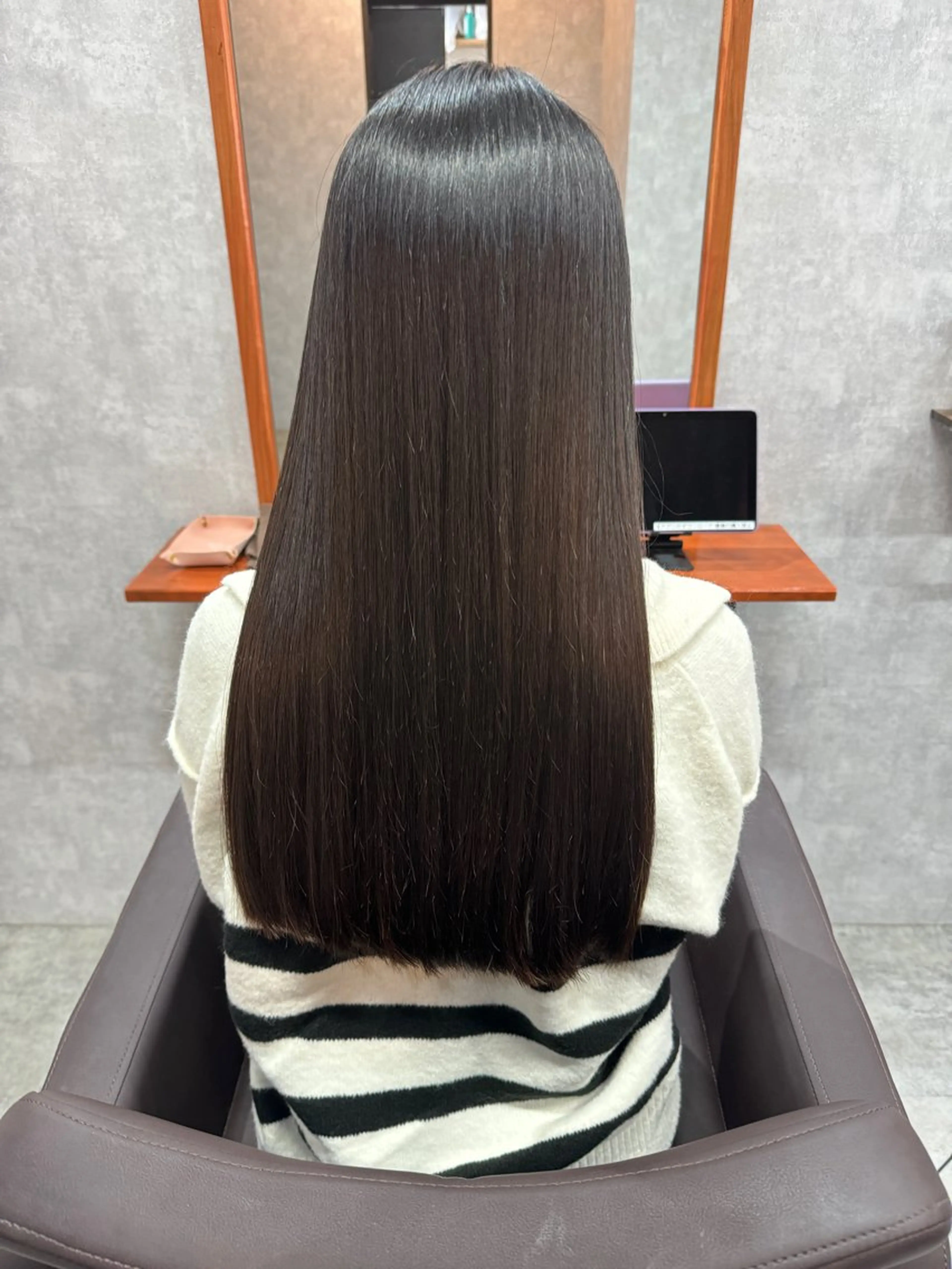 ロング シールドヘアー/那覇 /縮毛矯正/ブリーチのヘアスタイル