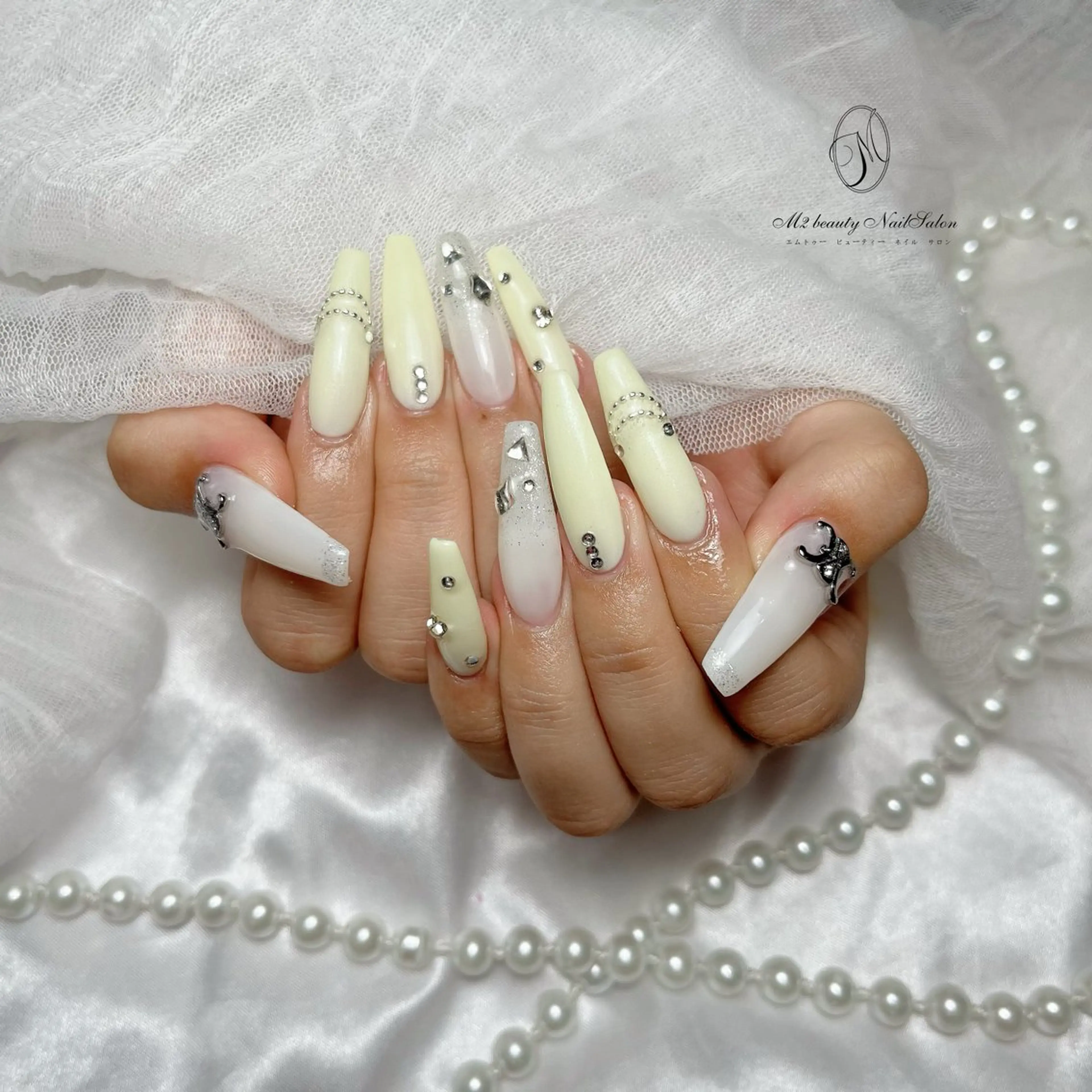 ネイル ハンドネイル M2 BEAUTY Marieのネイルデザイン