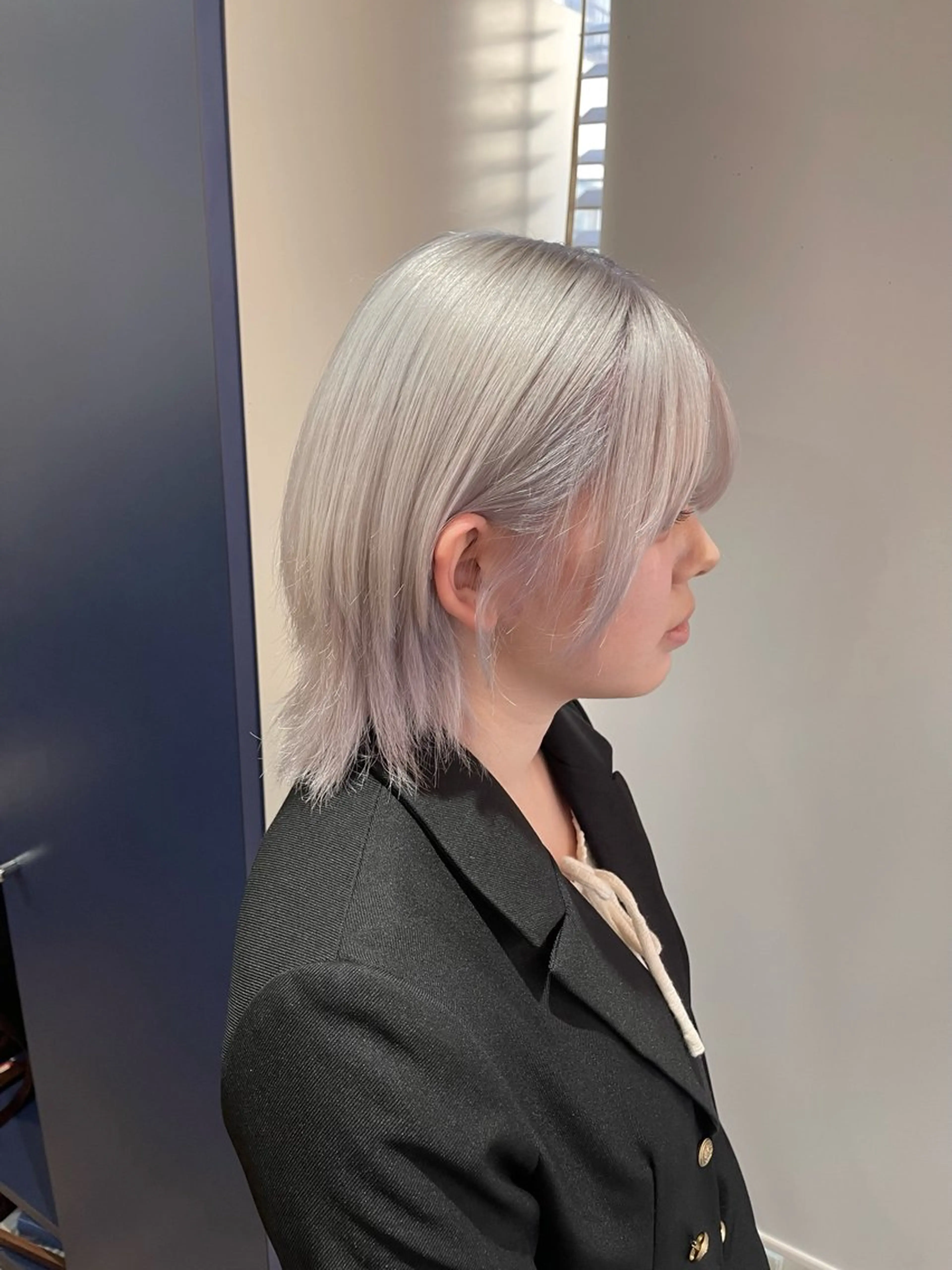 カラー ブリーチ カット ヘアカラー トリートメント envogue ゆりのヘアスタイル