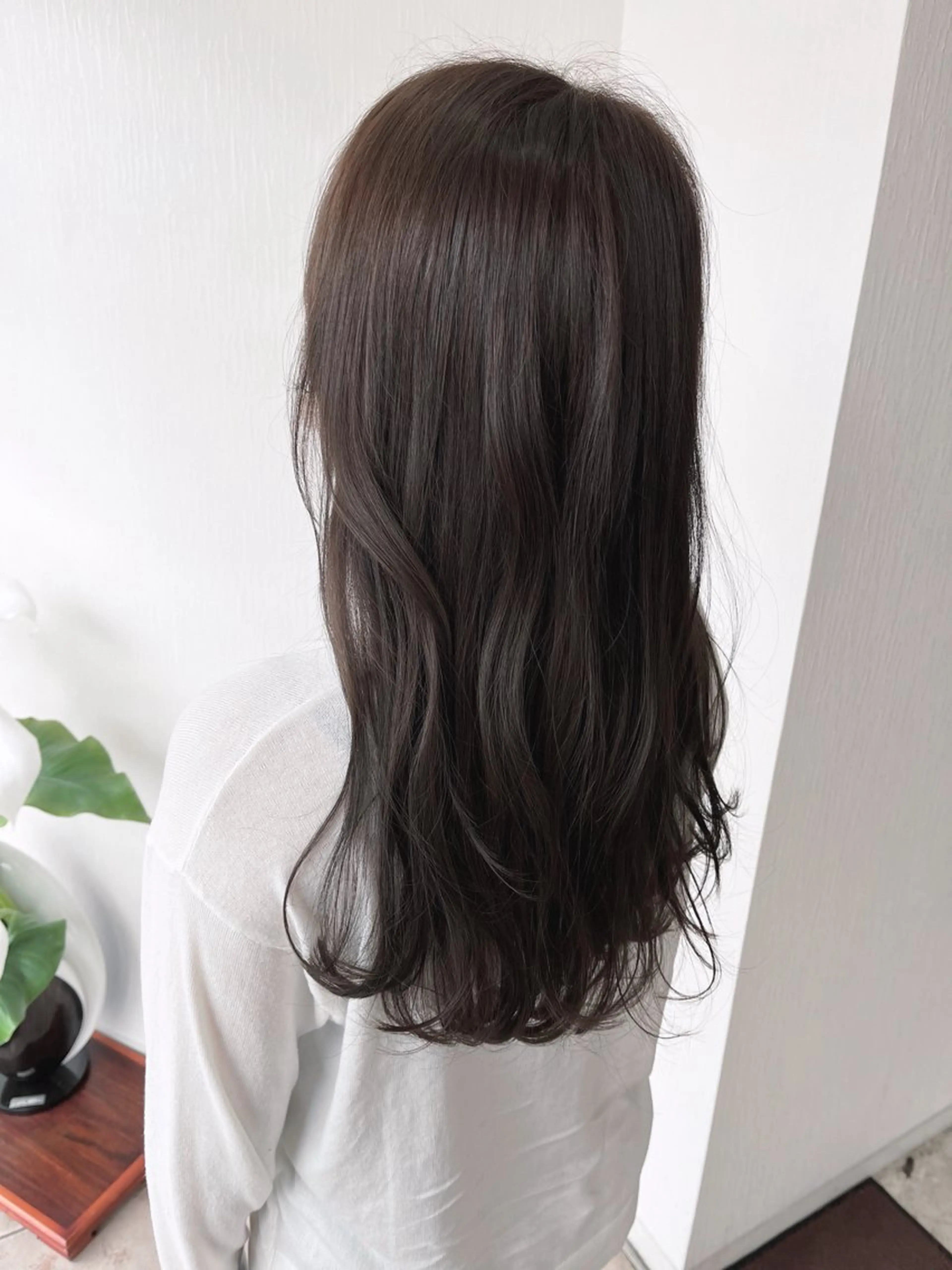 ロング カラー 【岡山/pilina 】白井美緒のヘアスタイル